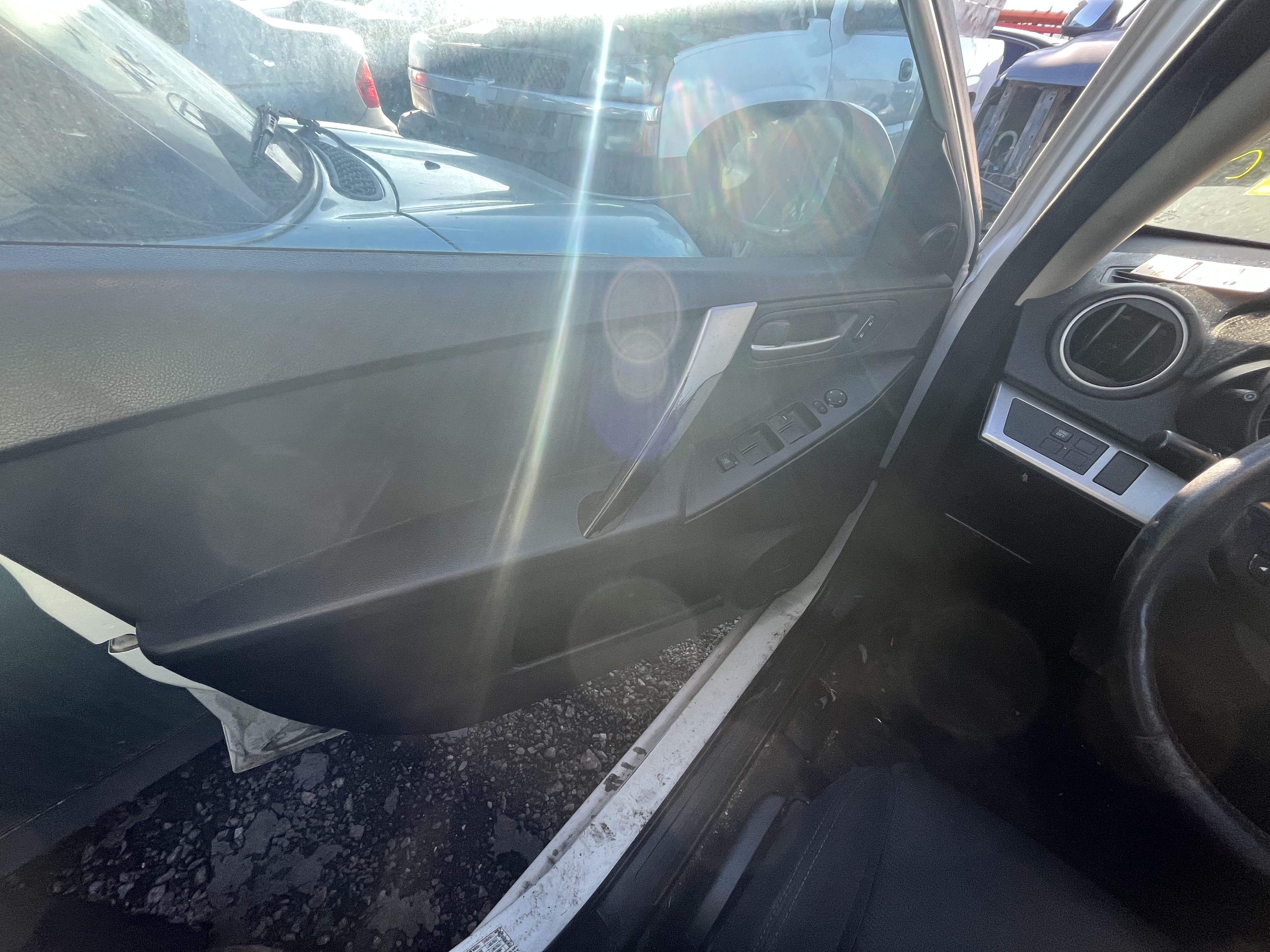 2010 MAZDA Mazda3