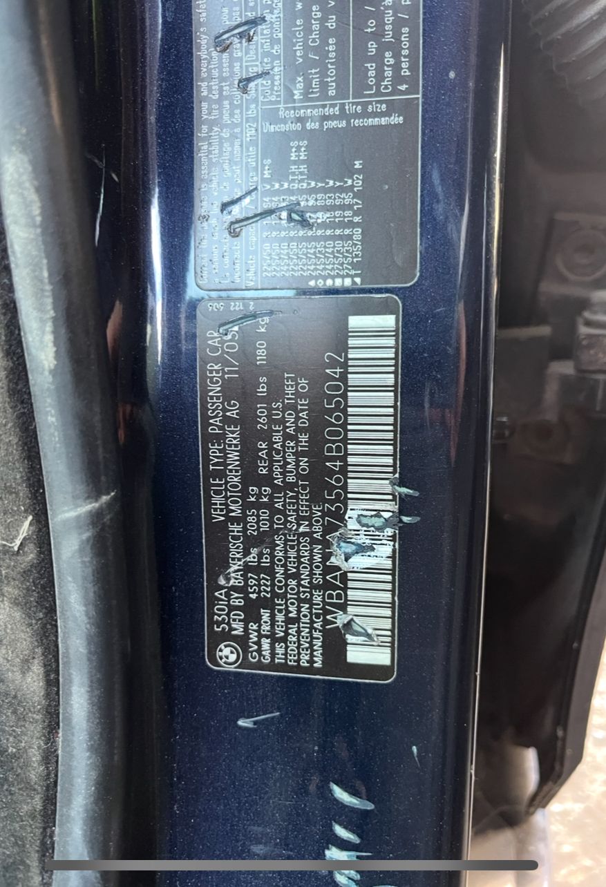 2004 BMW 530i