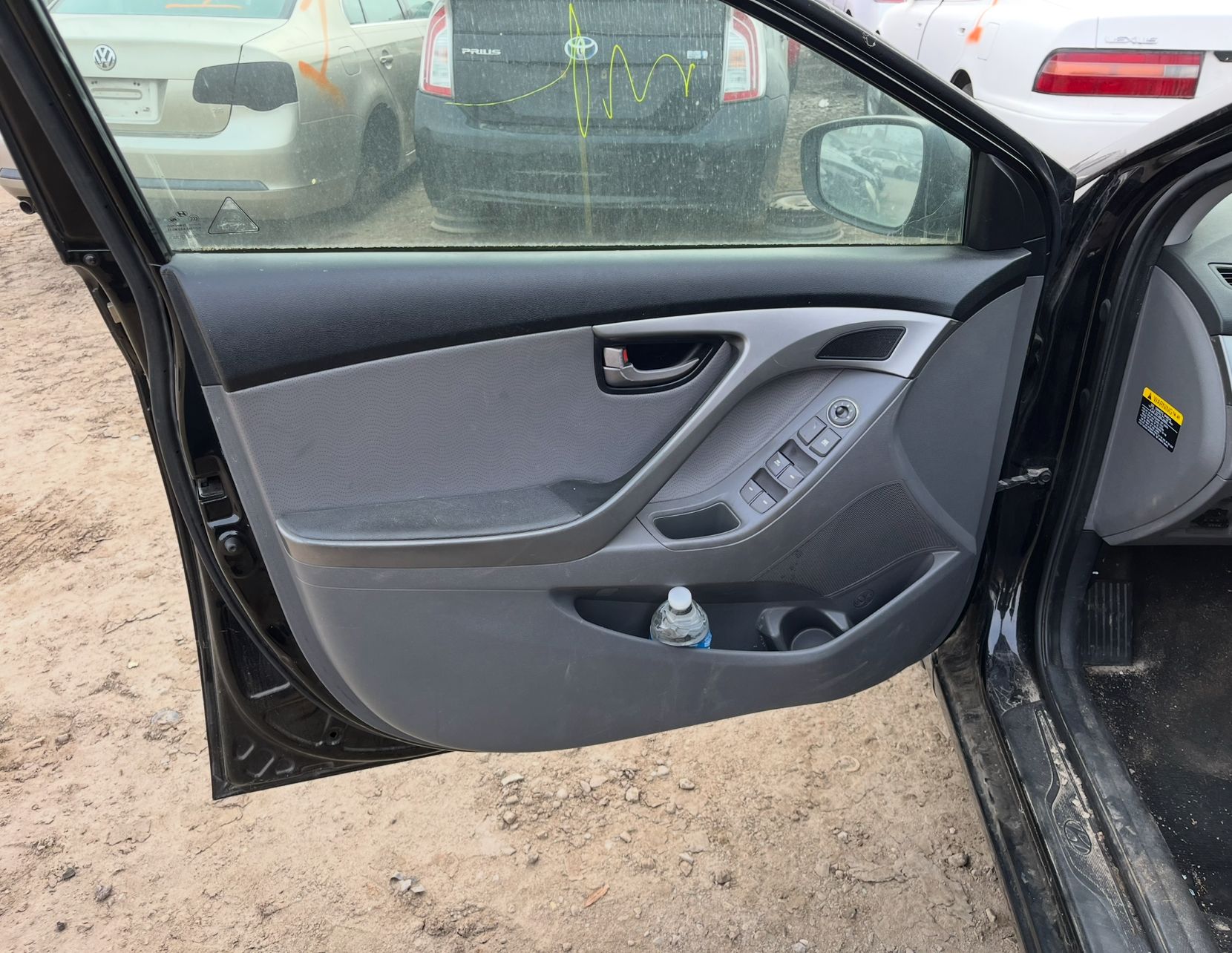 2012 HYUNDAI Elantra