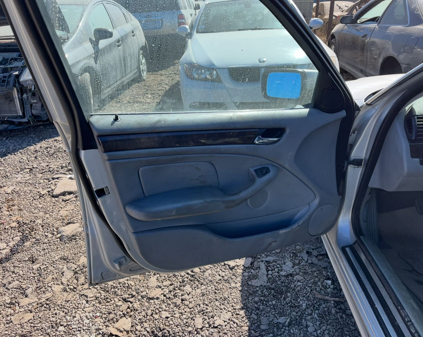 2001 BMW 325i