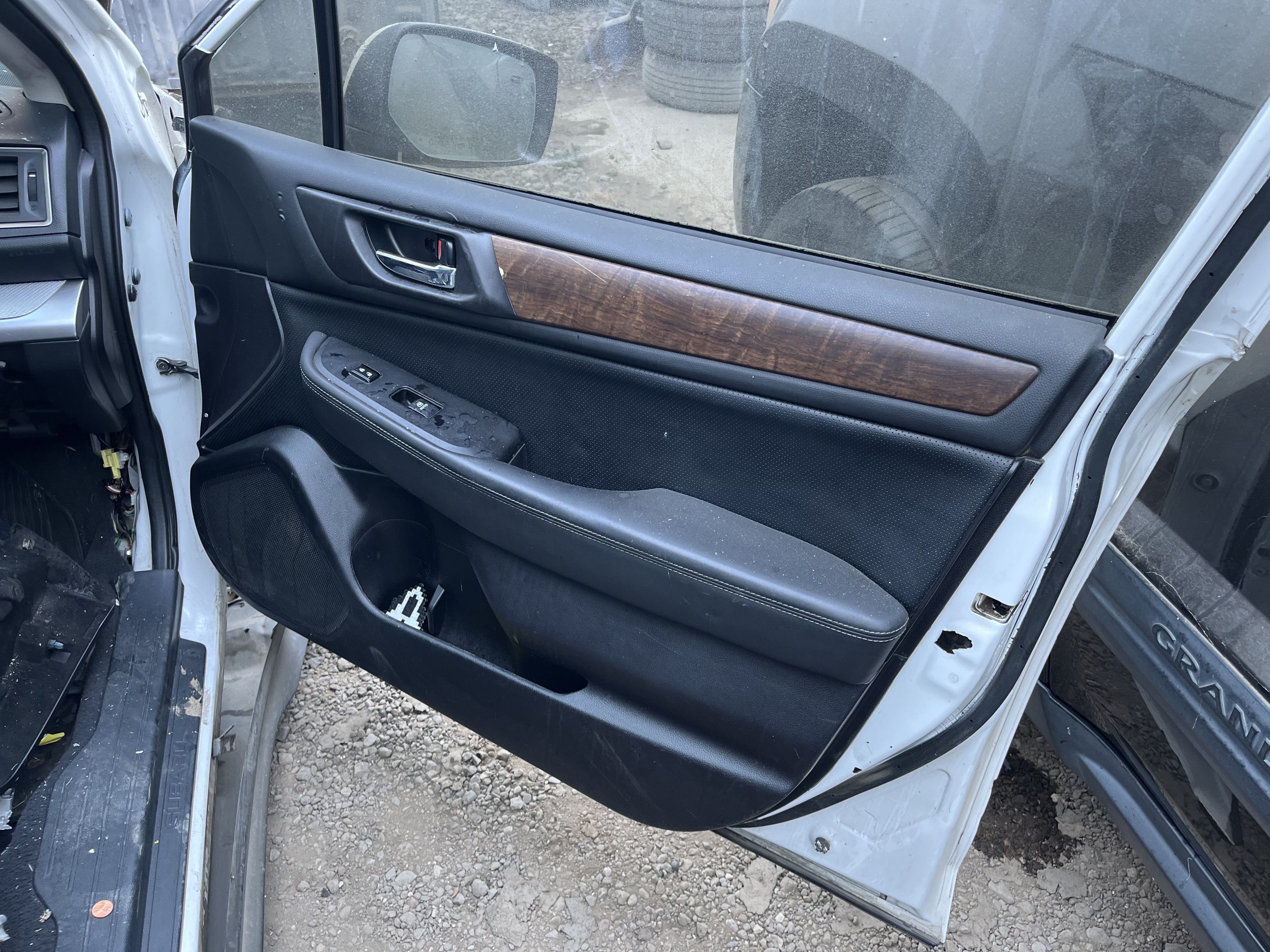 2017 SUBARU Outback