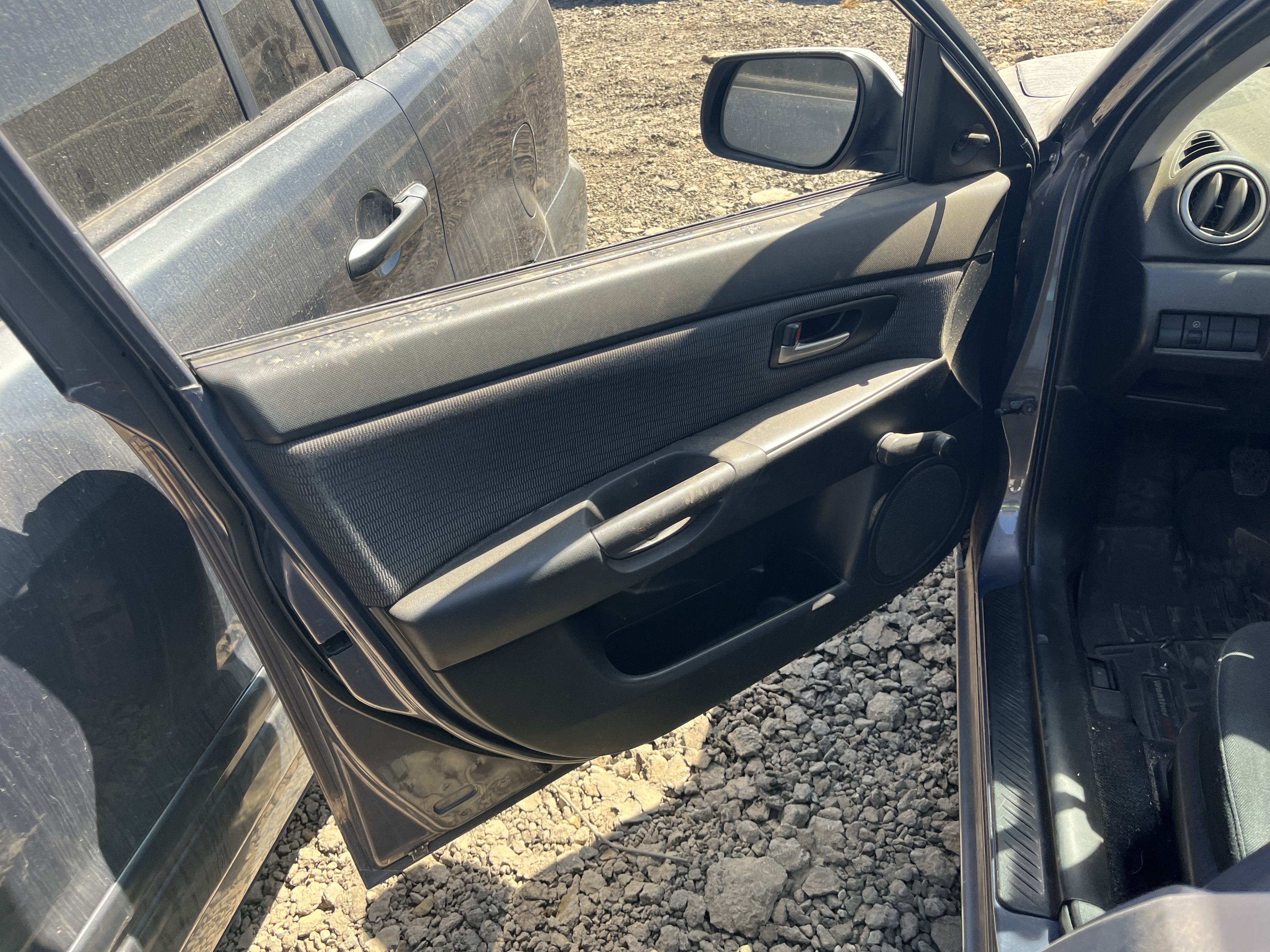 2007 MAZDA Mazda3