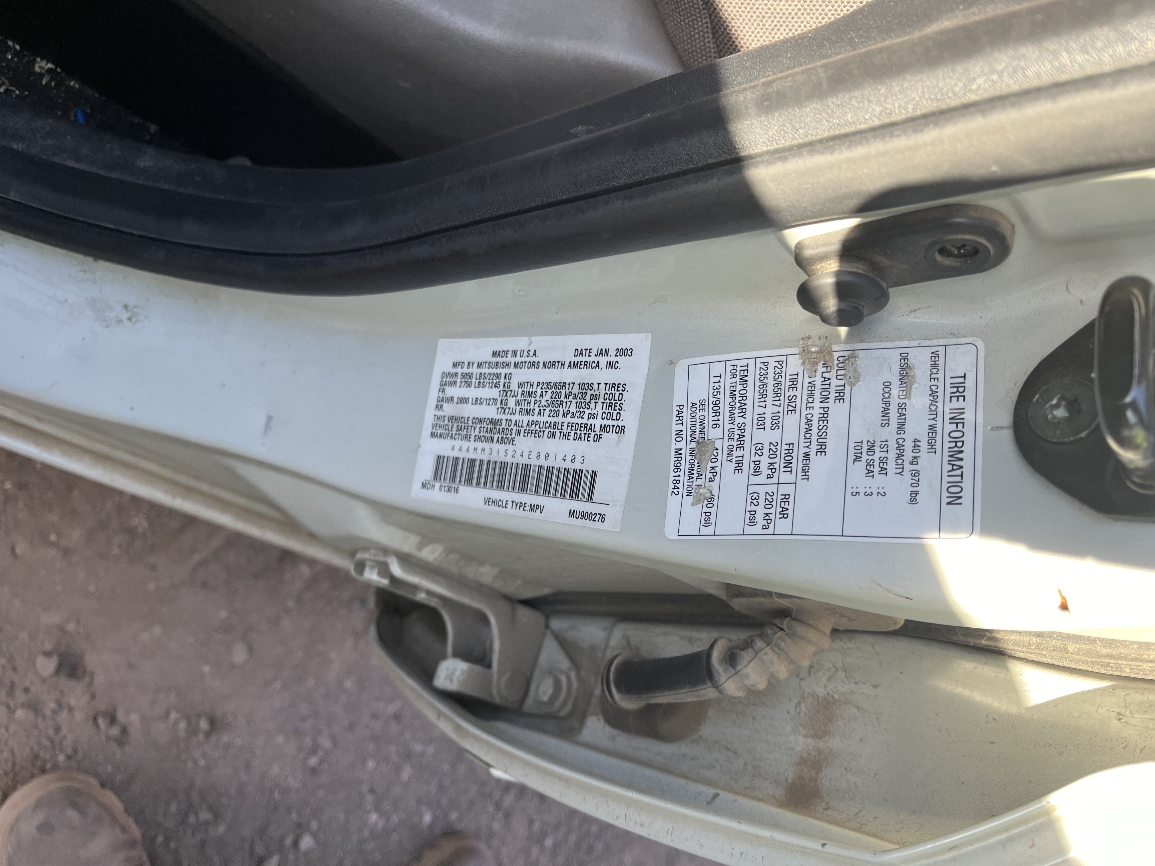 2004 MITSUBISHI Endeavor