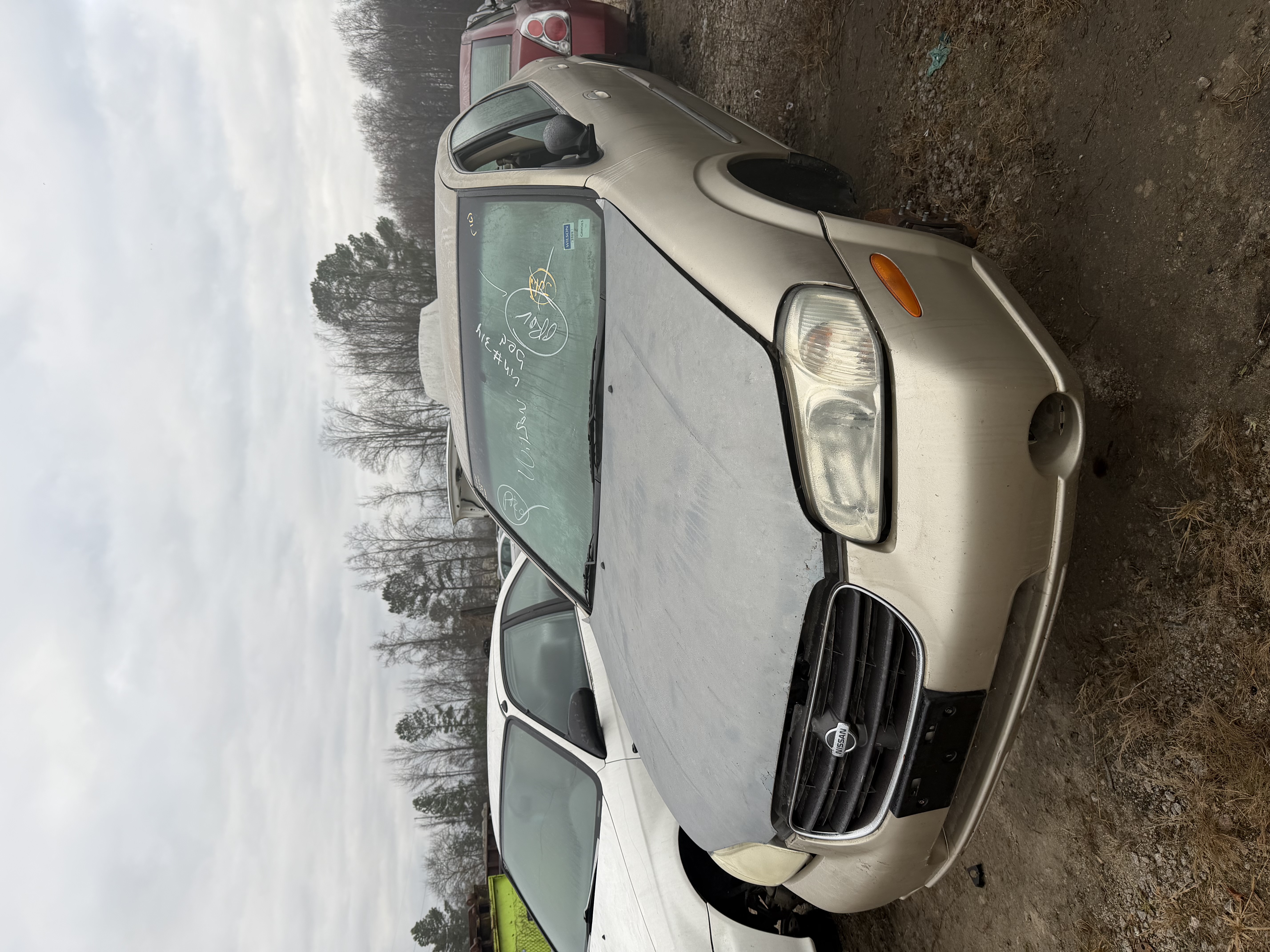 2001 NISSAN Maxima