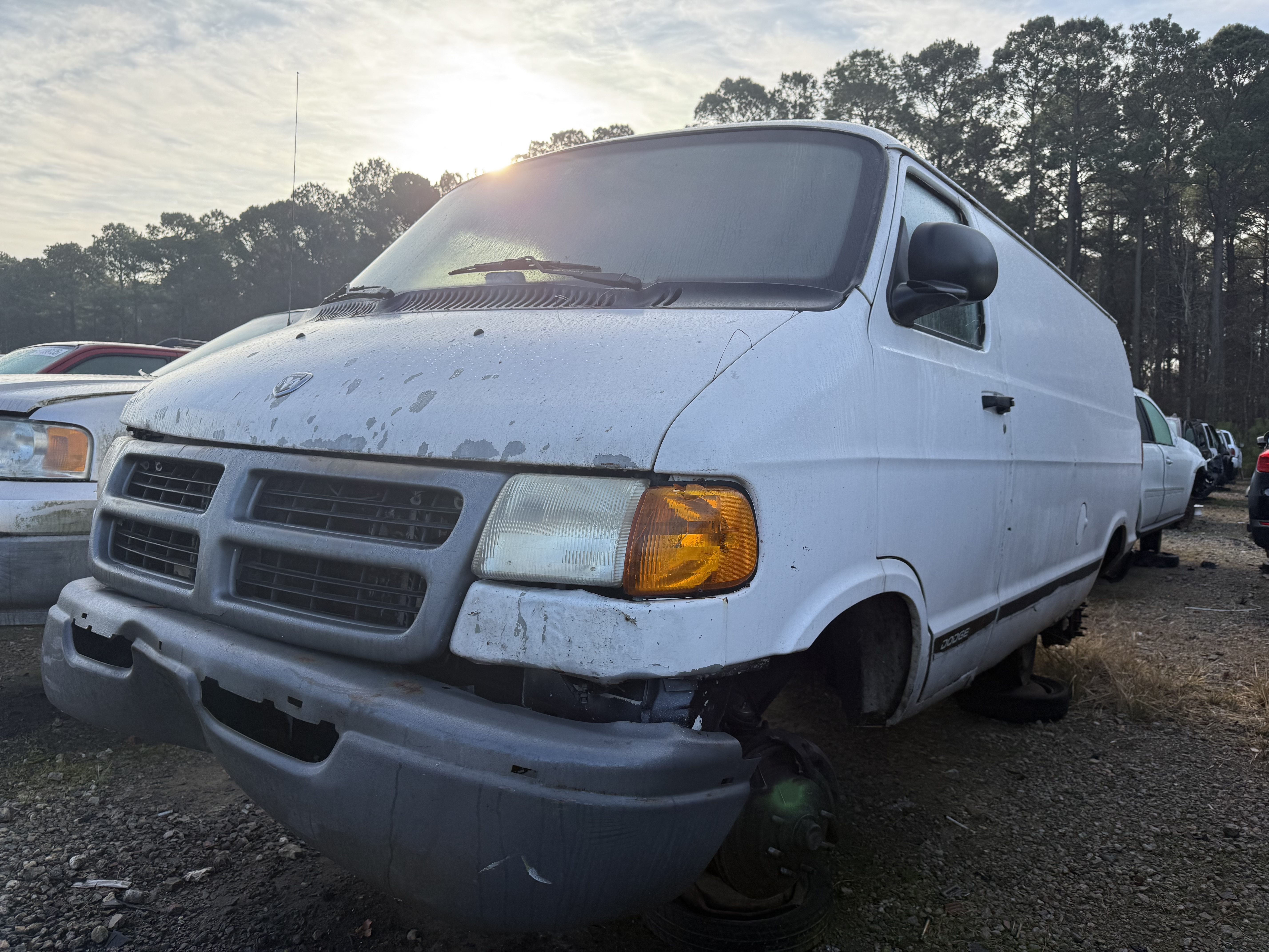 2003 DODGE Ram Van
