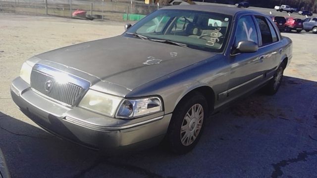 2004 MERCURY Grand Marquis
