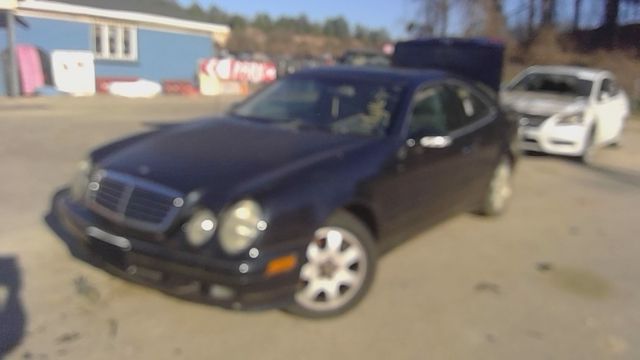 2002 MERCEDES-BENZ Clk-Class