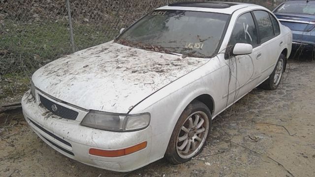 1995 NISSAN Maxima