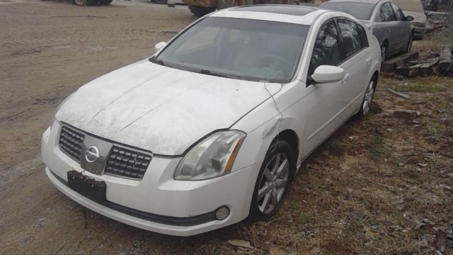 2004 NISSAN Maxima