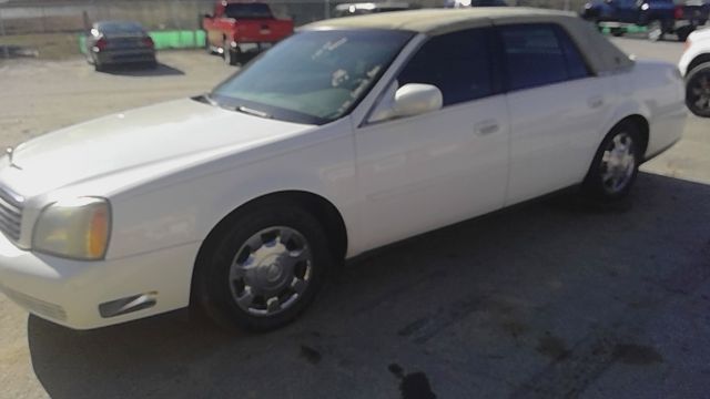 2002 CADILLAC Deville