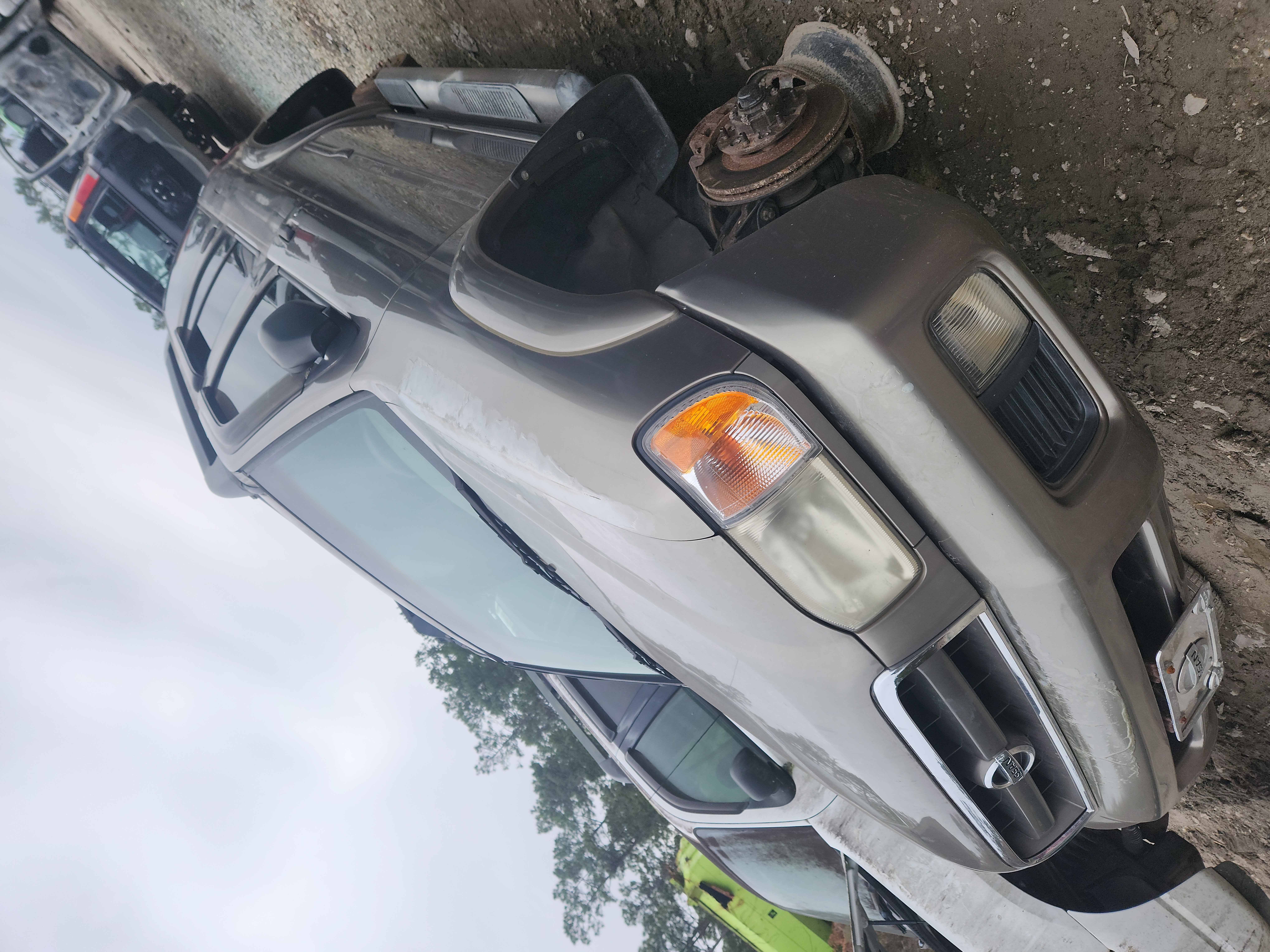 2003 NISSAN Pathfinder