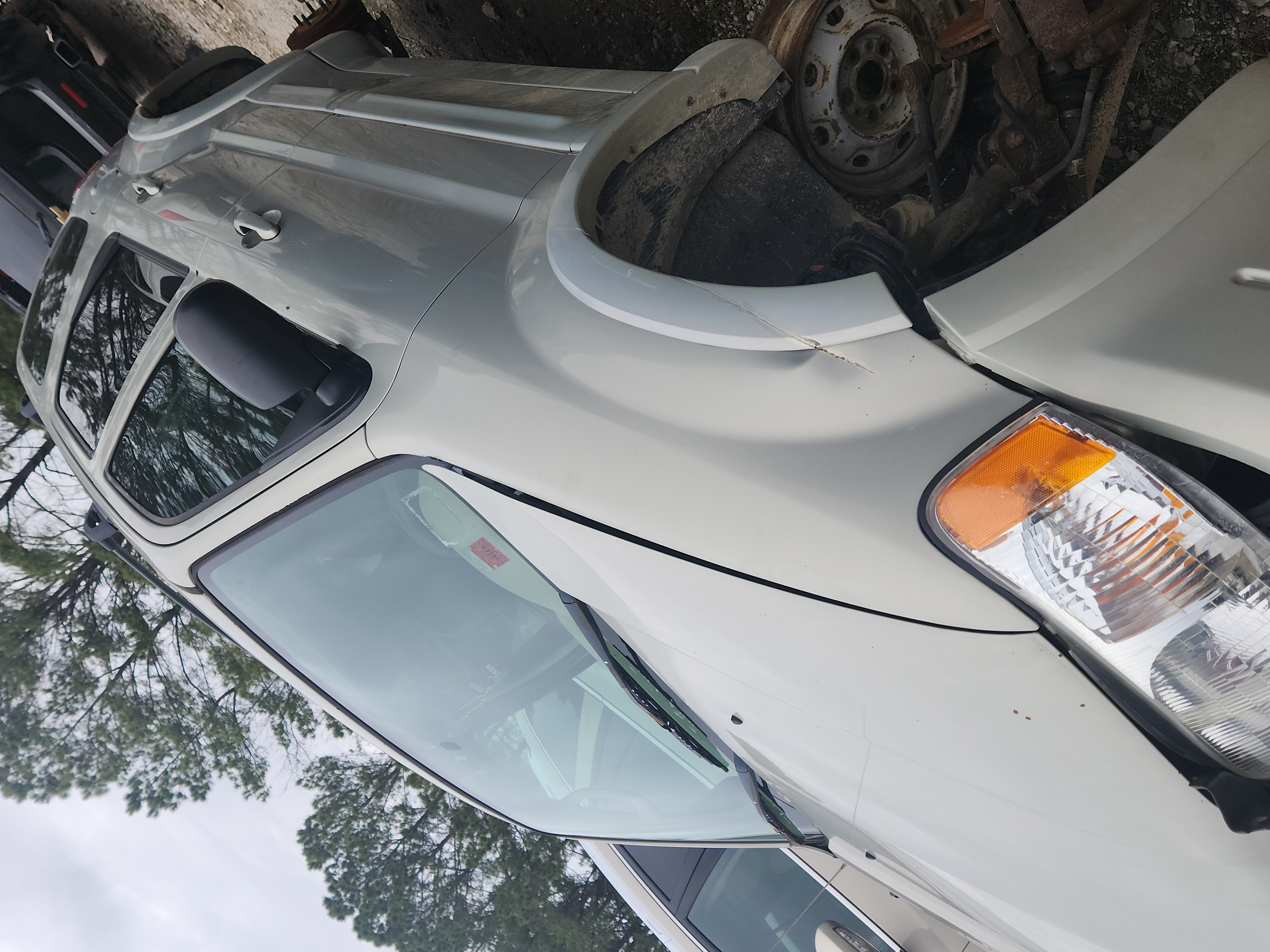 2004 FORD Escape