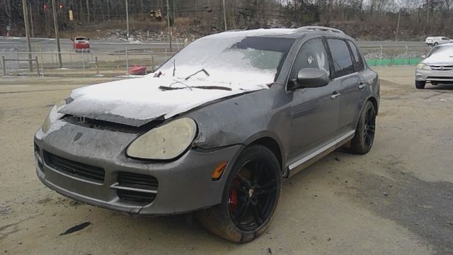 2004 PORSCHE Cayenne