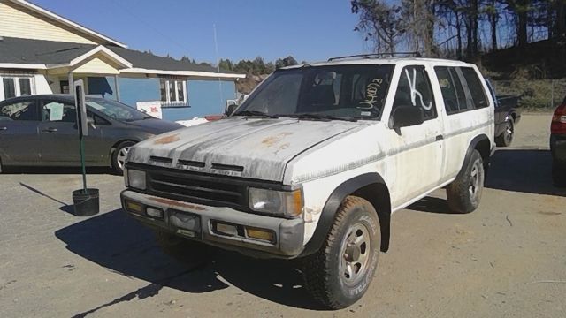 1995 NISSAN Pathfinder
