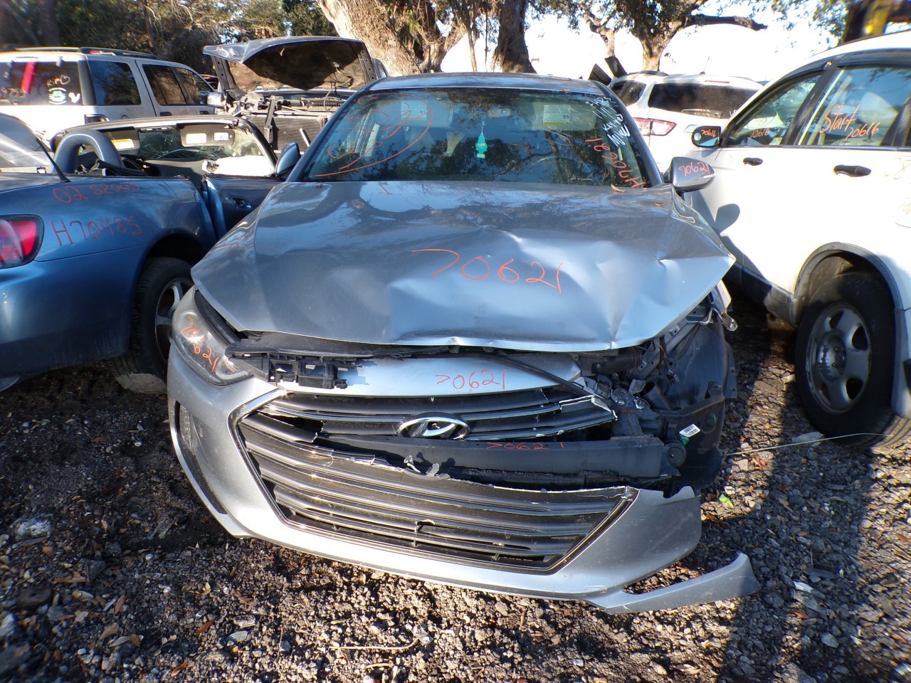 2017 HYUNDAI Elantra