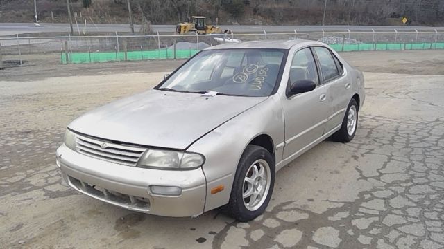 1995 NISSAN Altima