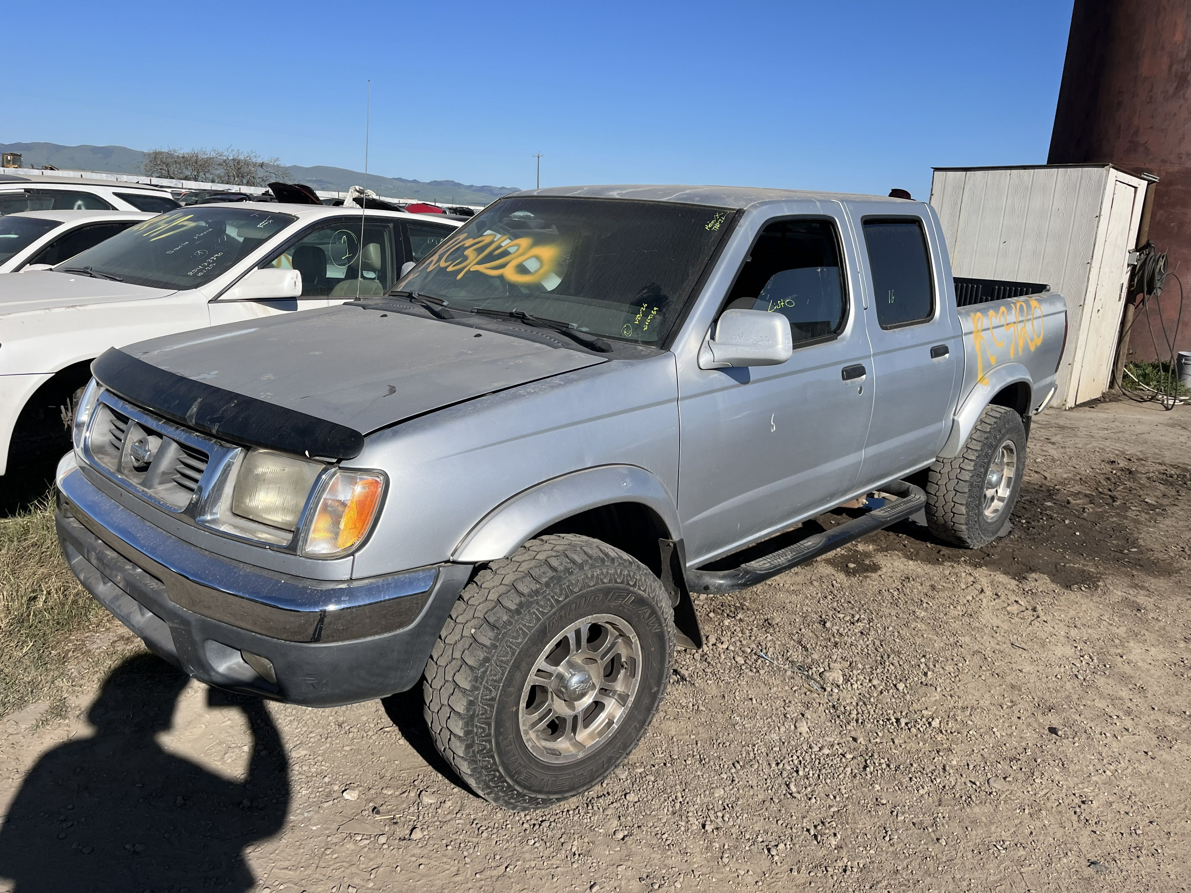 2000 NISSAN Frontier