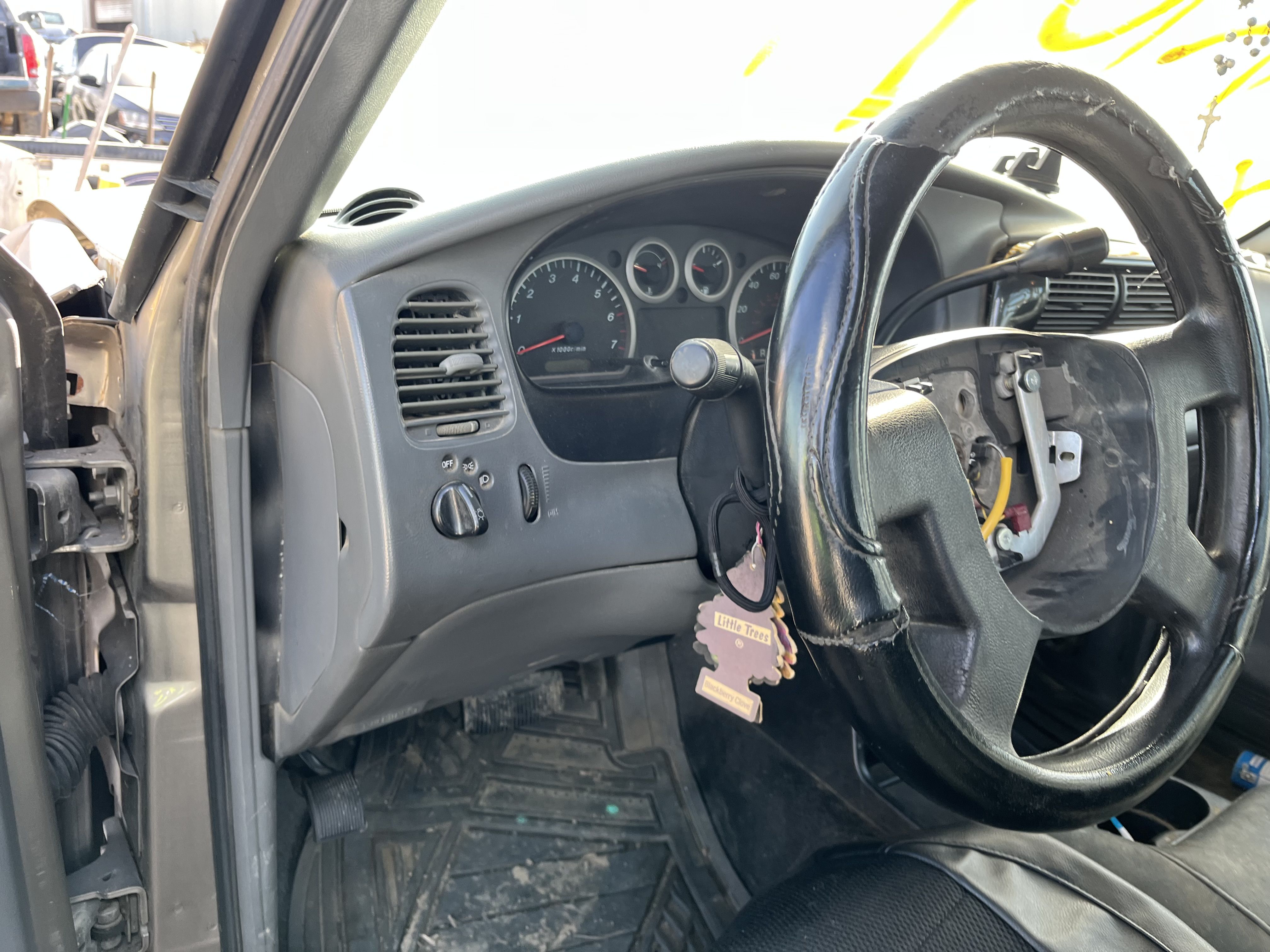 2004 MAZDA B-Series