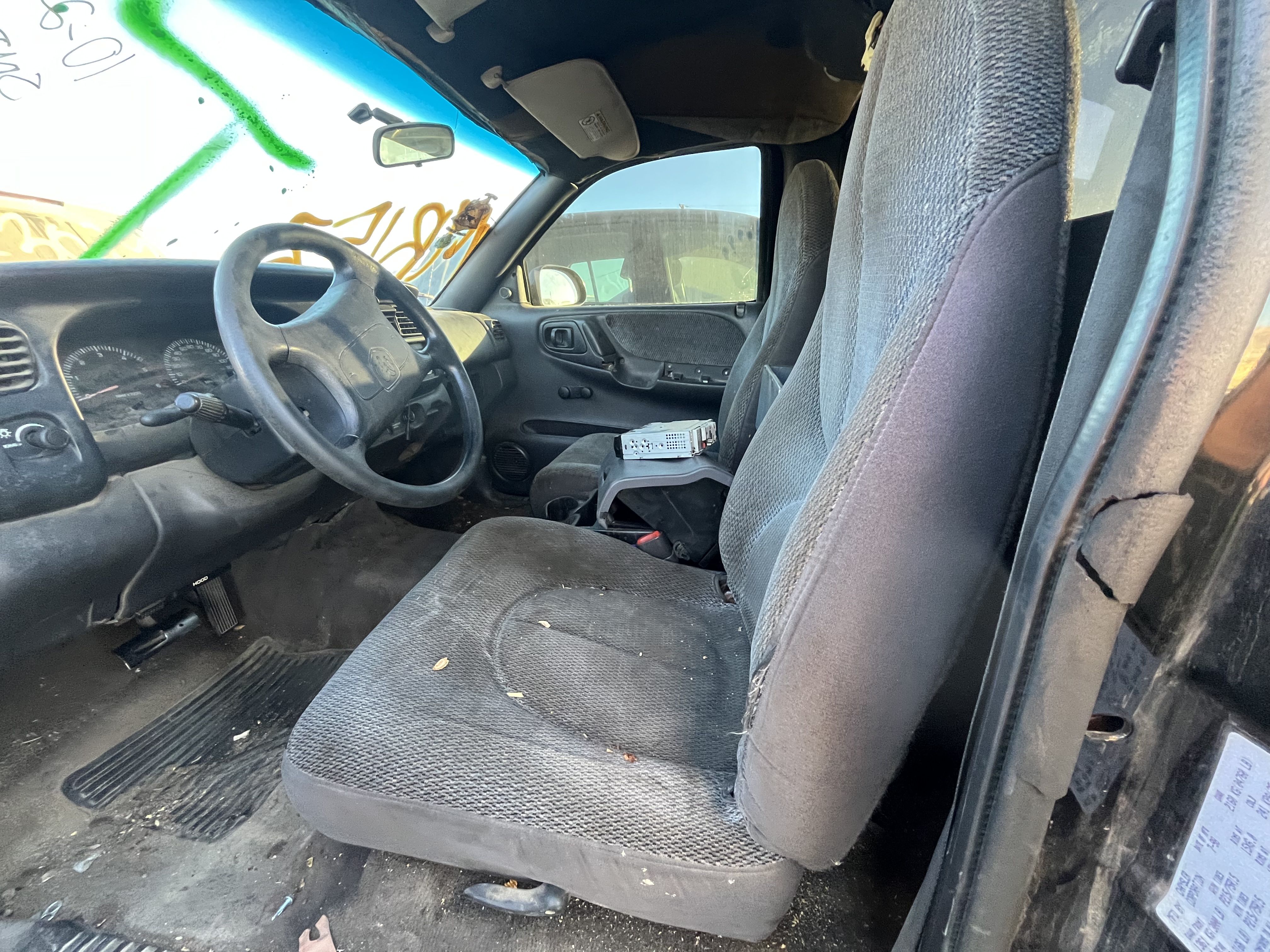 1998 DODGE Dakota