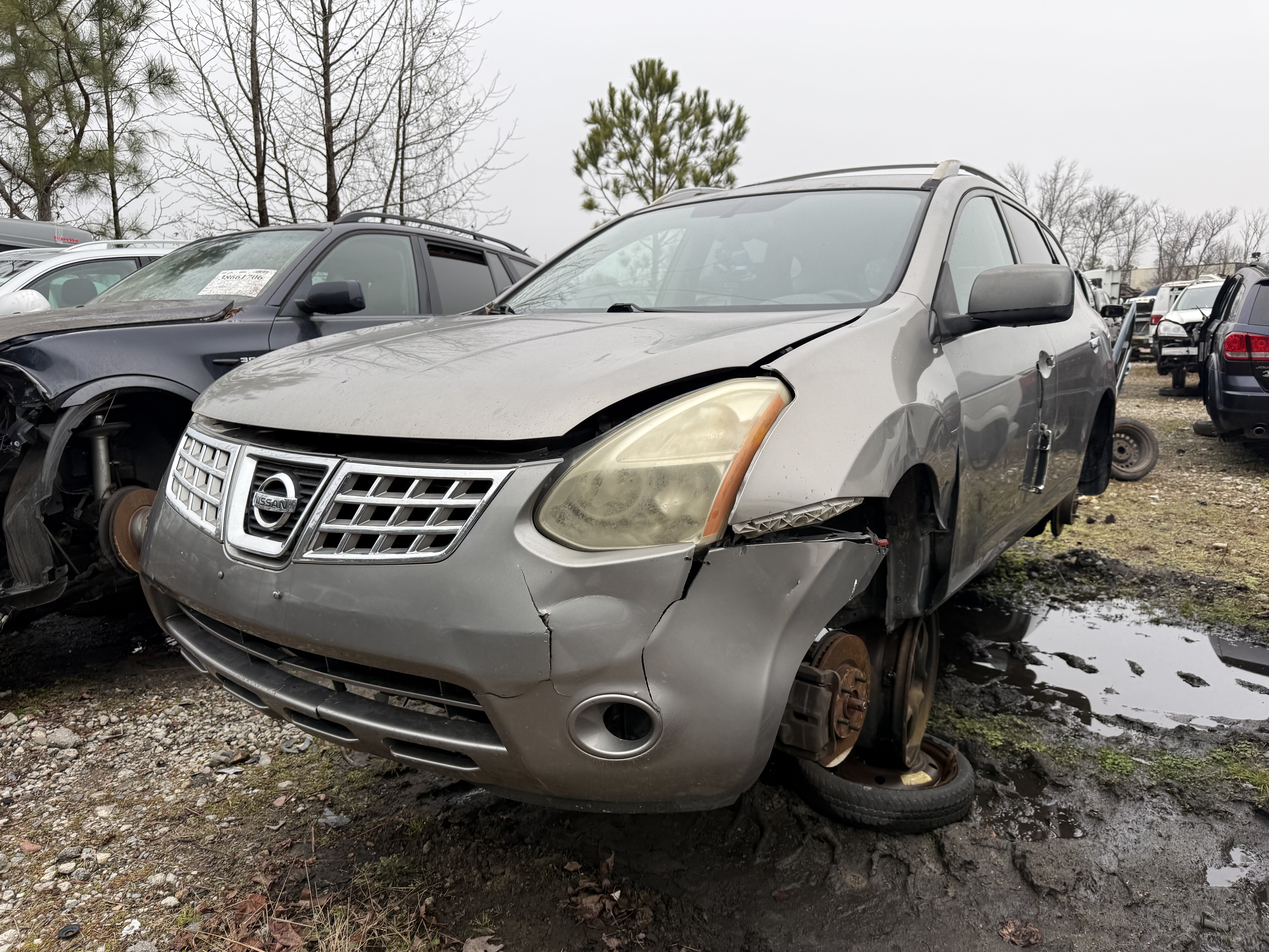 2010 NISSAN Rogue