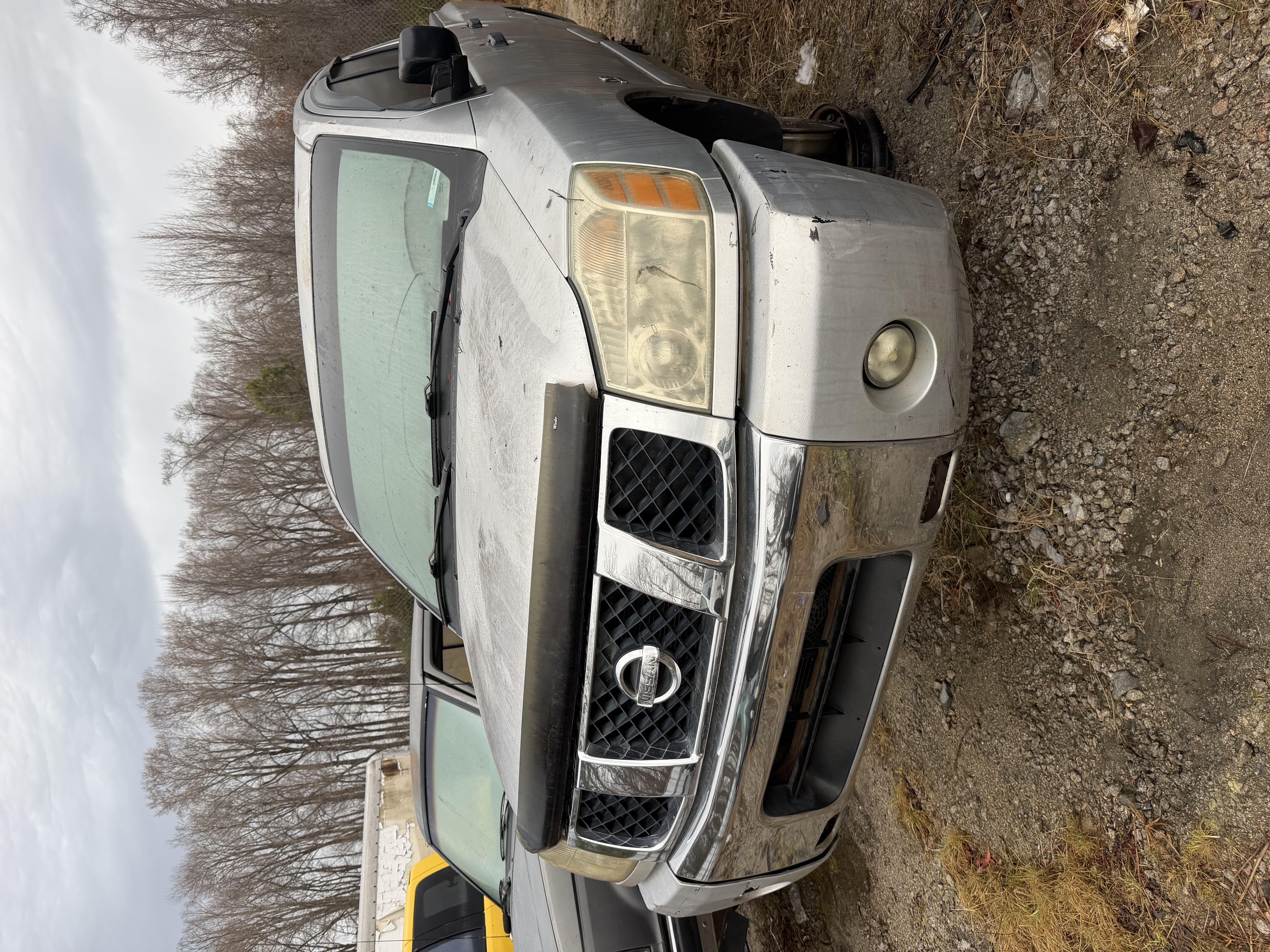 2004 NISSAN Titan