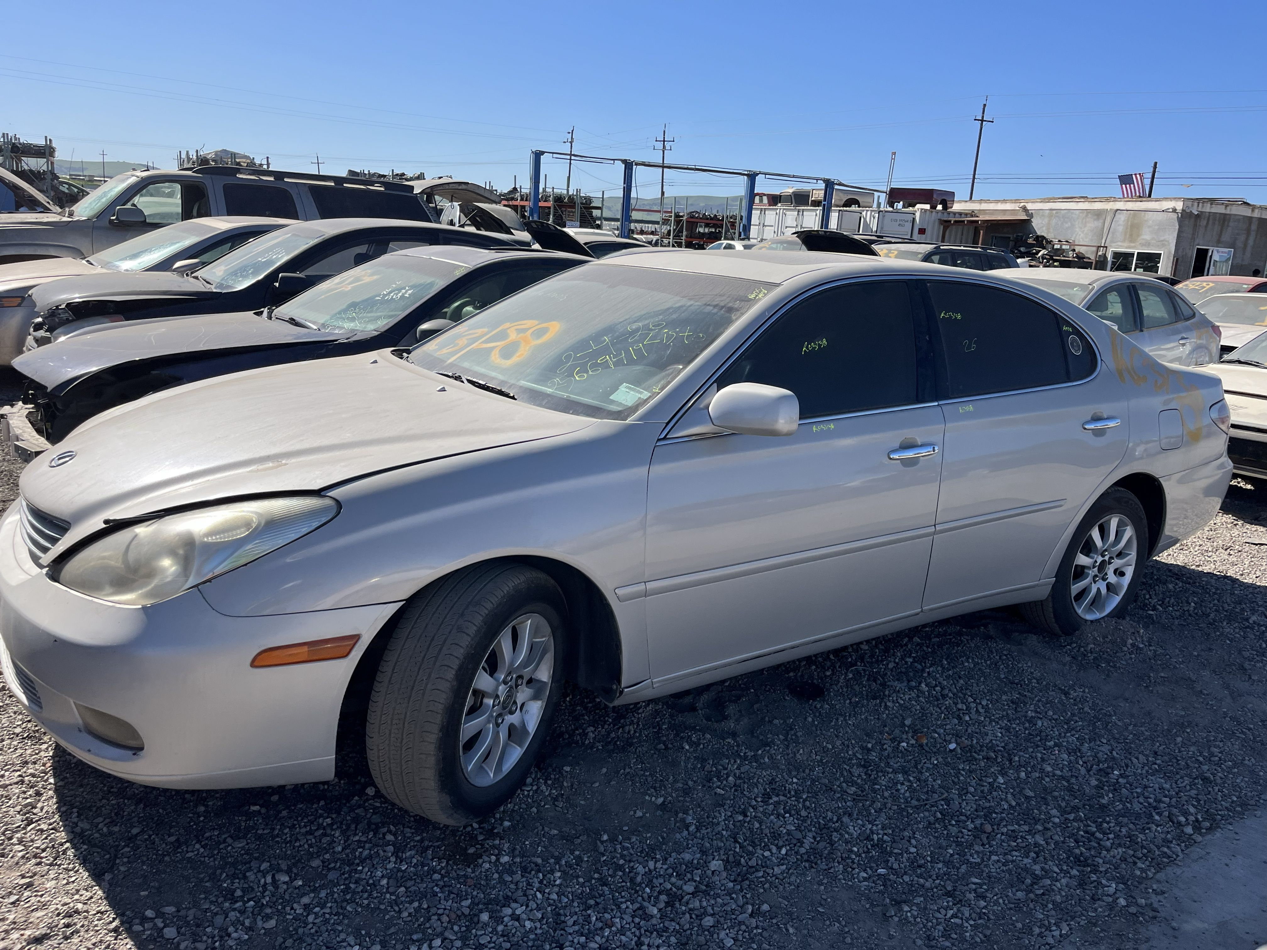 2002 LEXUS ES
