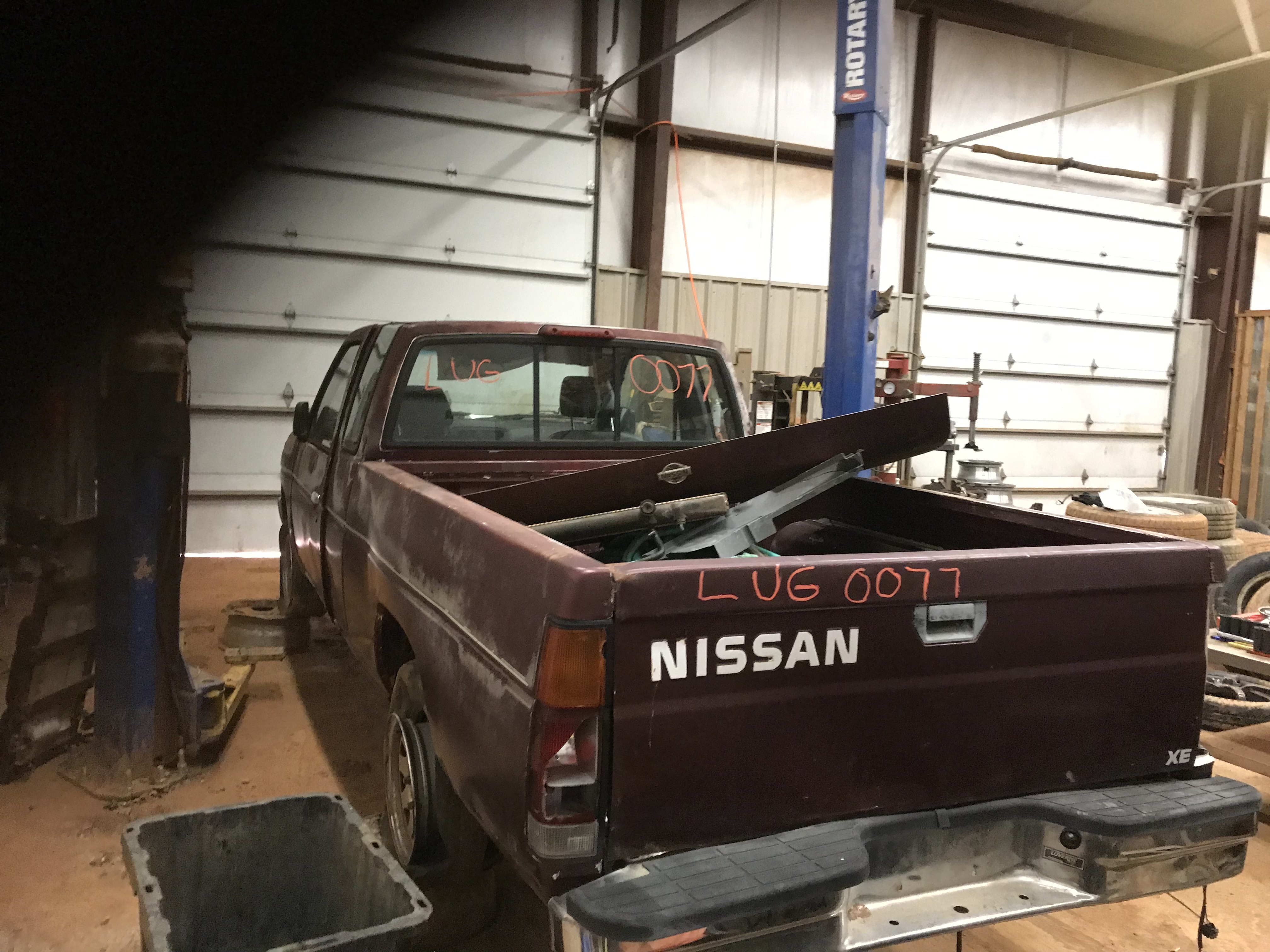 1995 NISSAN Pickup