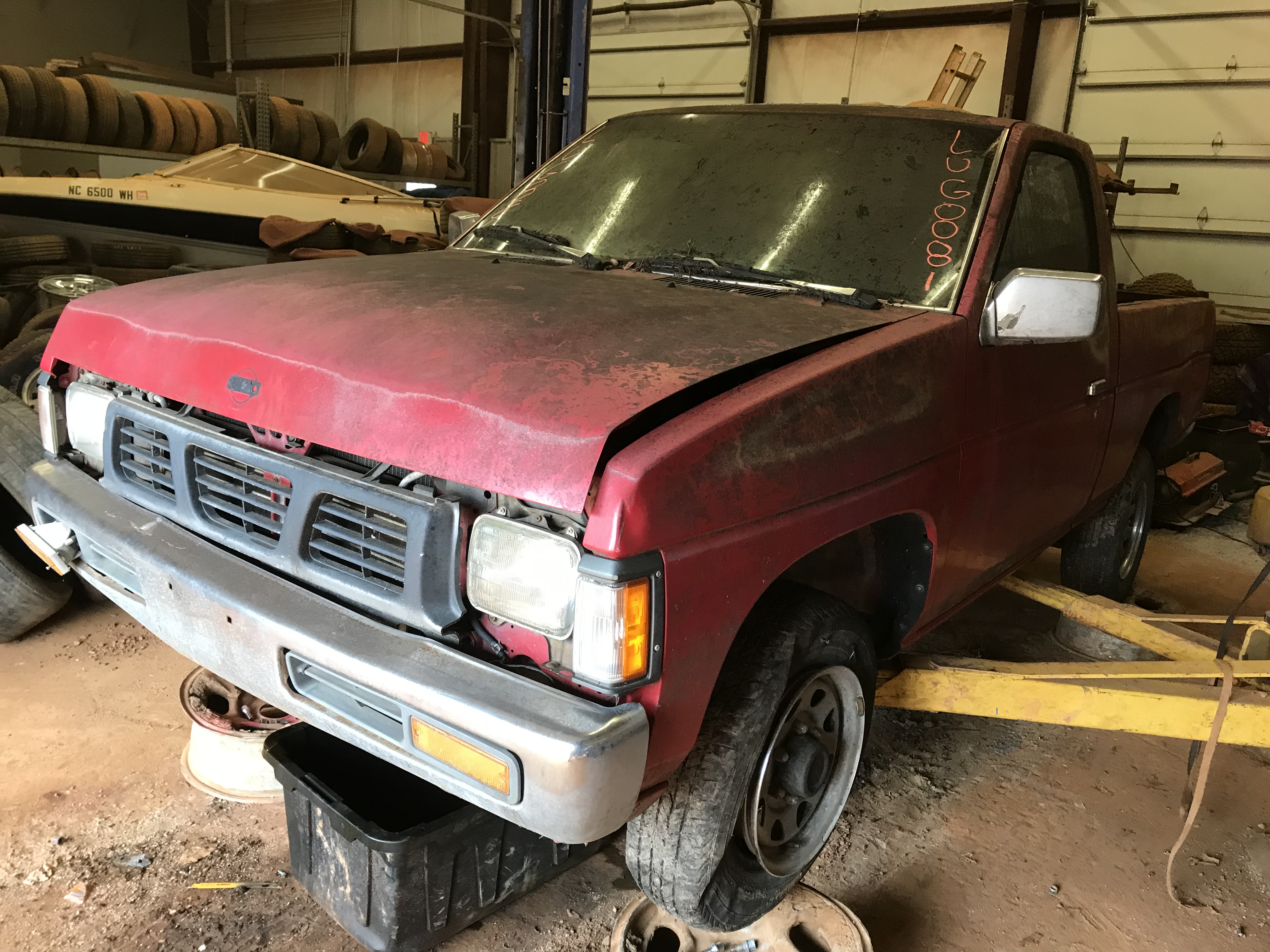1995 NISSAN Pickup