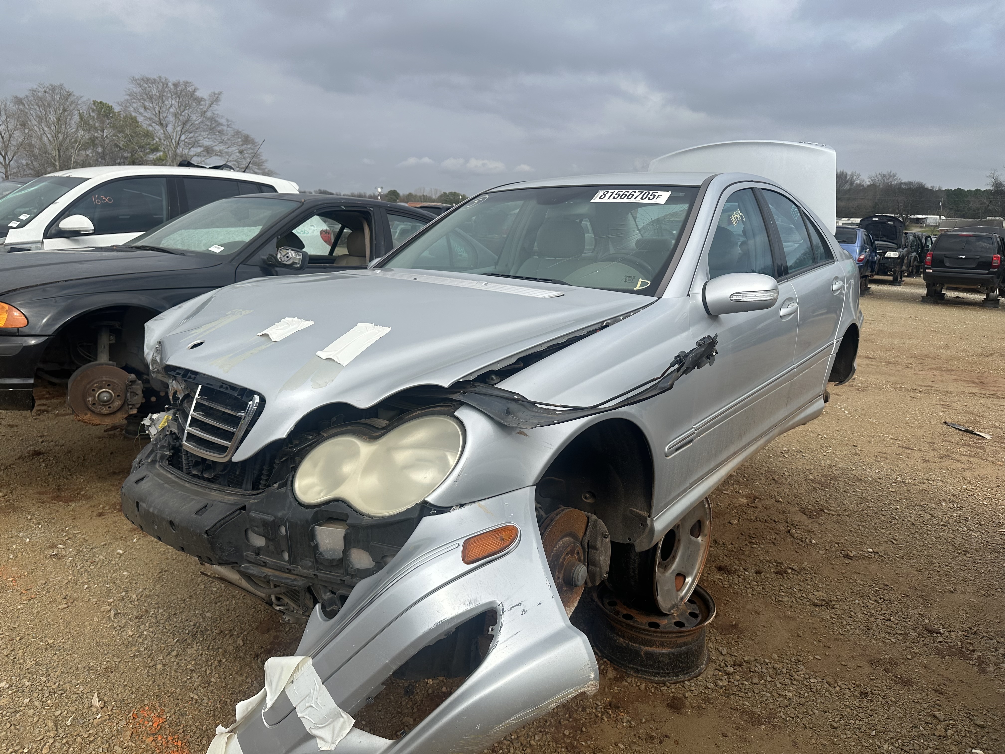 2006 MERCEDES-BENZ C-Class