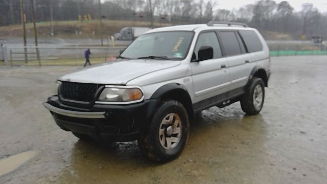 2003 MITSUBISHI Montero Sport