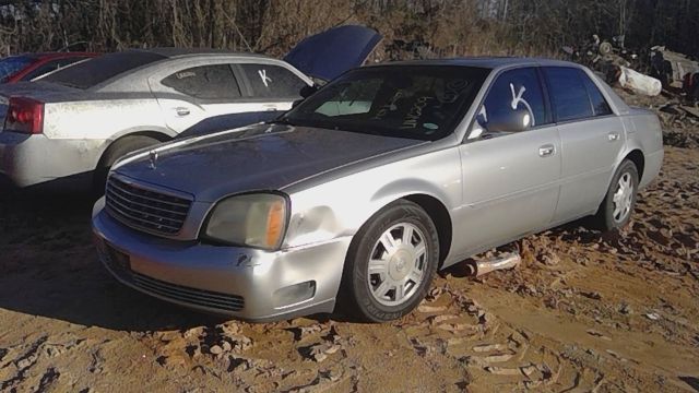 2004 CADILLAC Deville