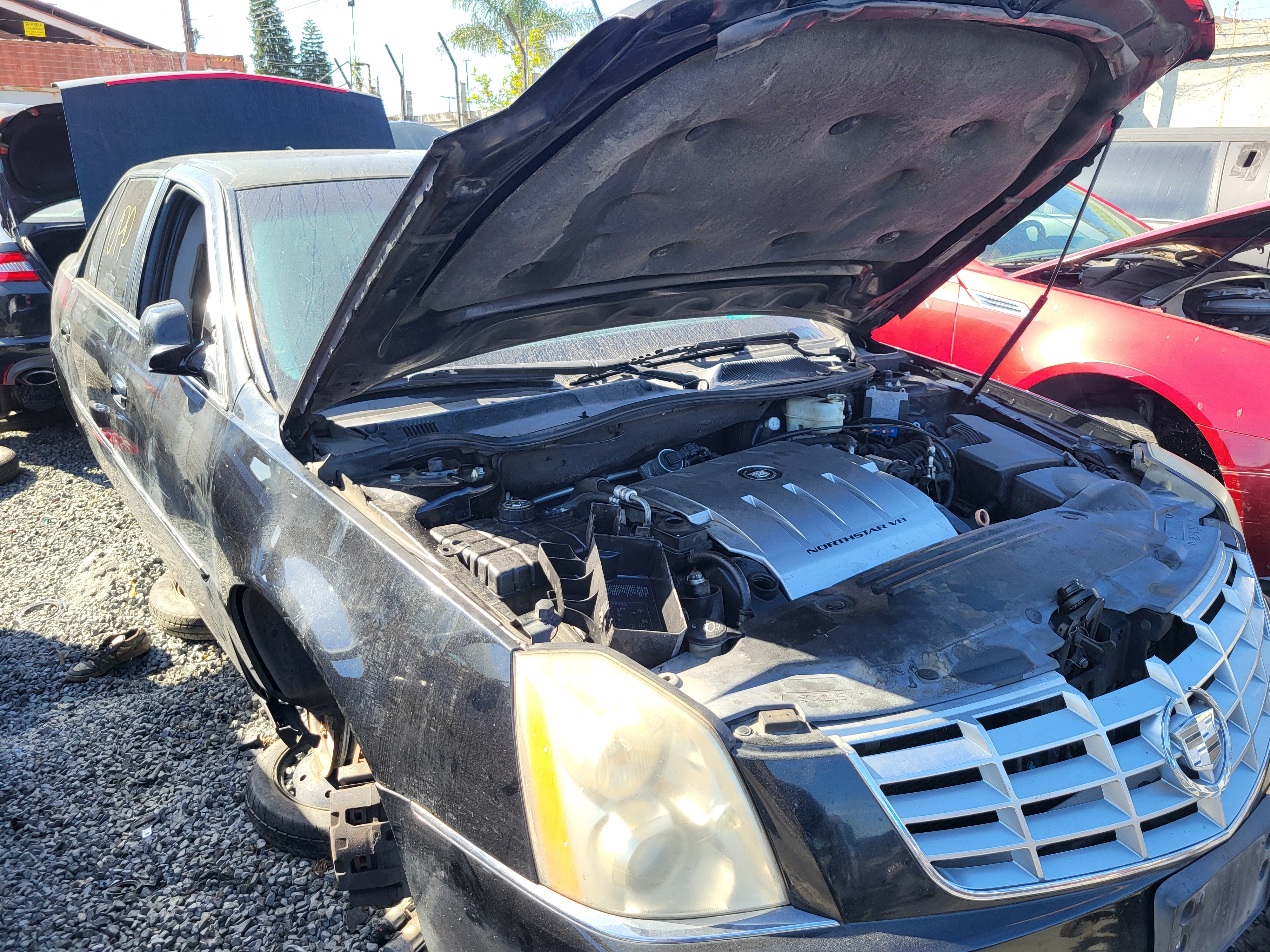 2010 CADILLAC Dts