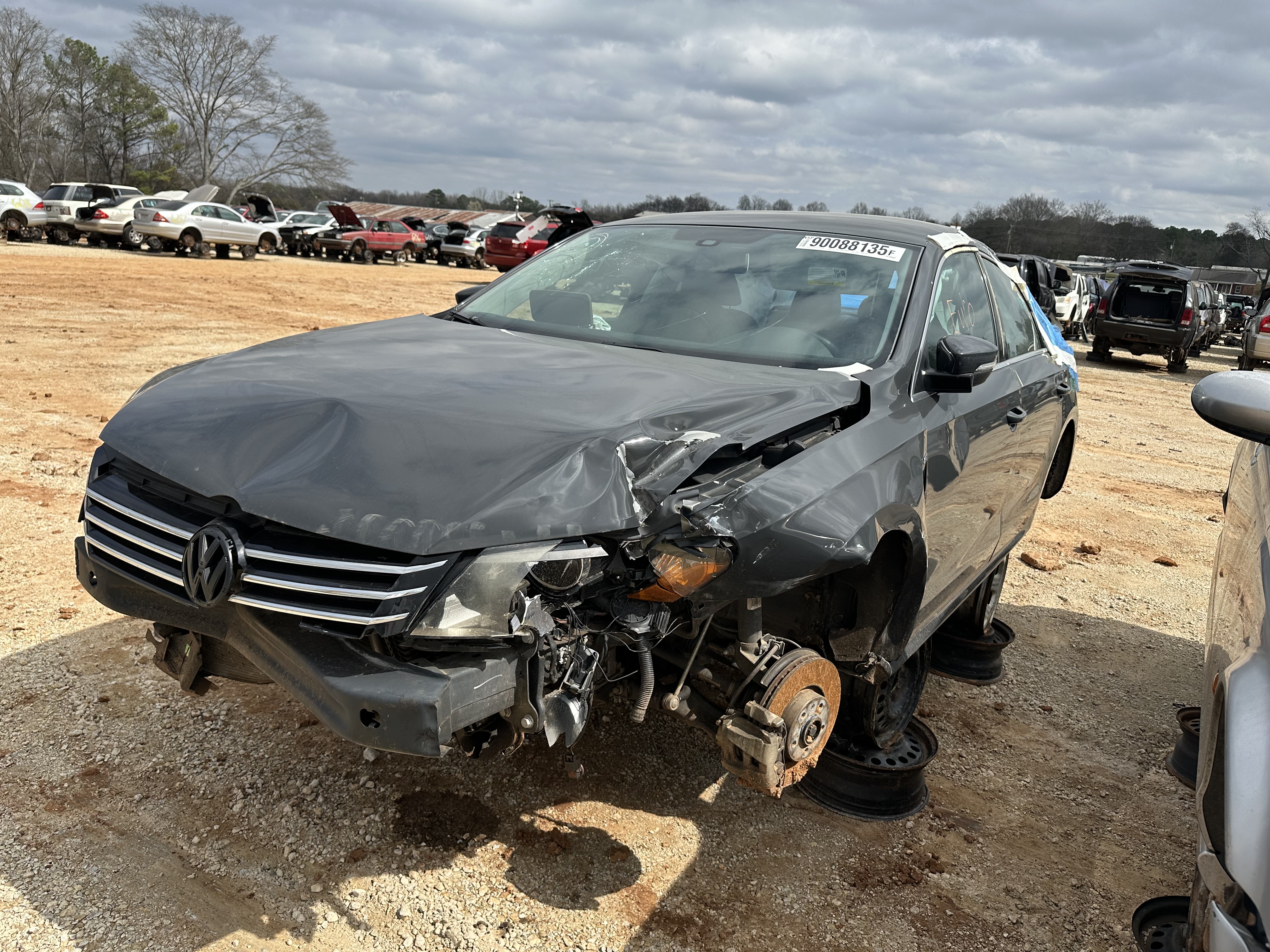 2015 VOLKSWAGEN Passat
