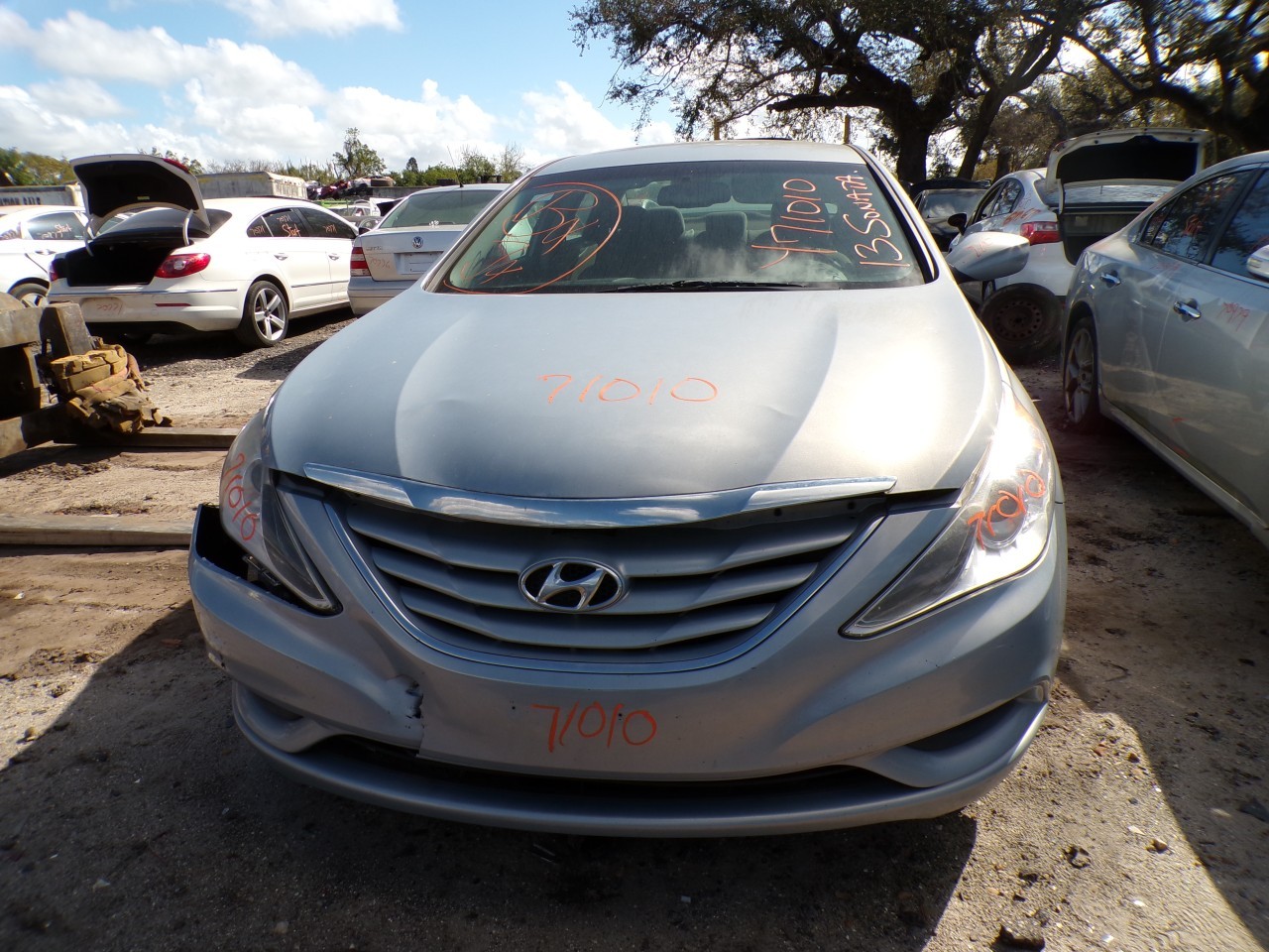 2013 HYUNDAI Sonata