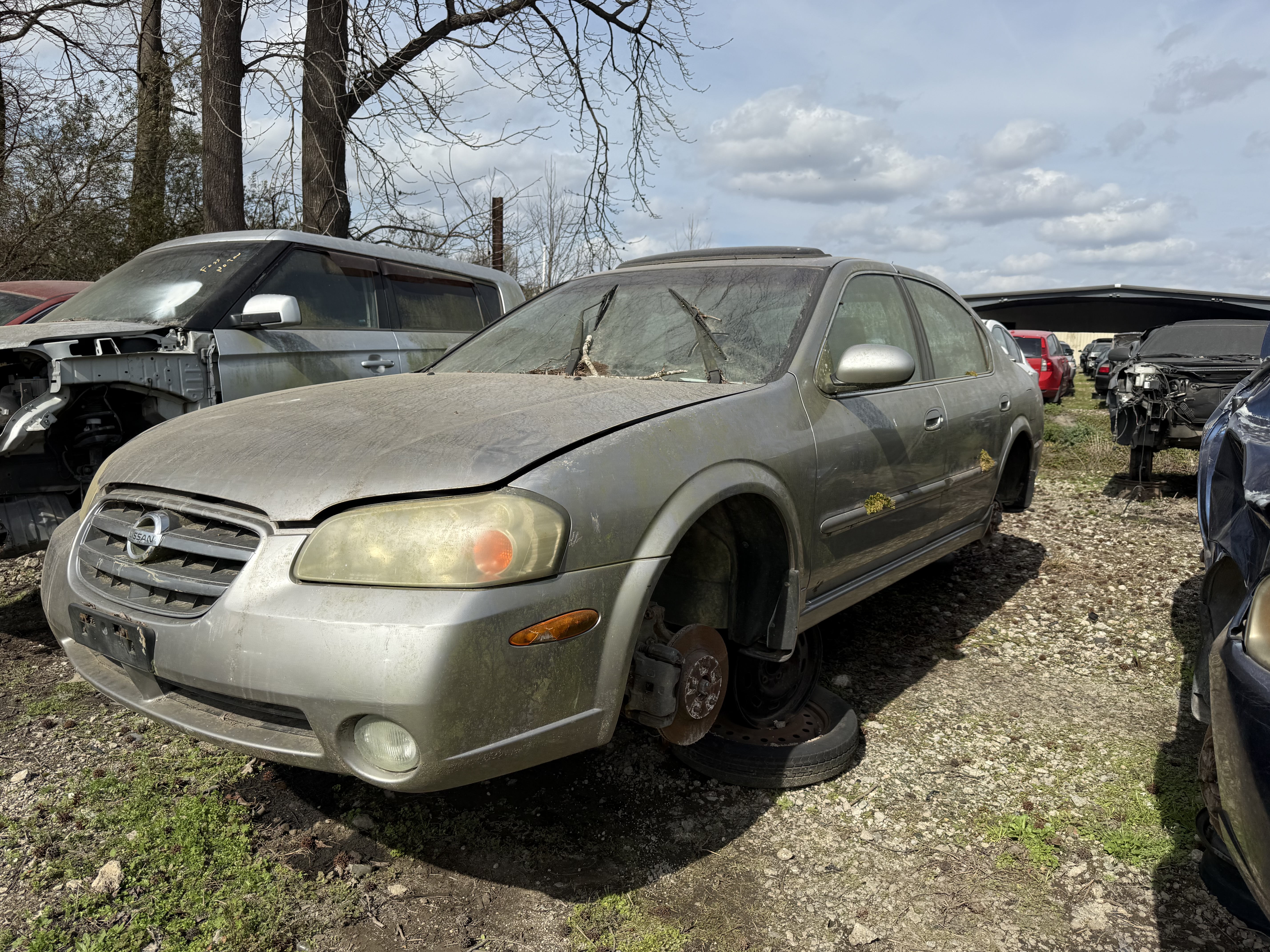 2002 NISSAN Maxima