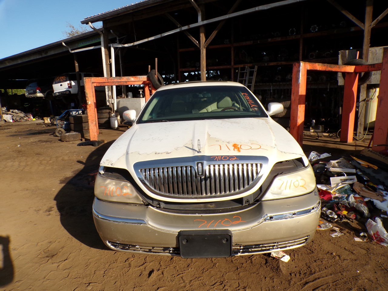 2006 LINCOLN Town Car