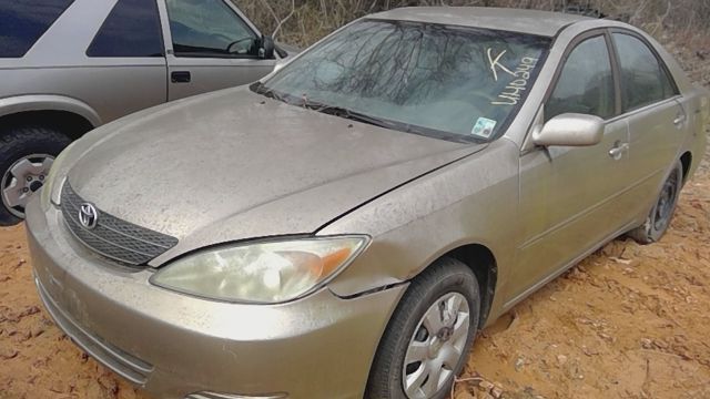 2004 TOYOTA Camry