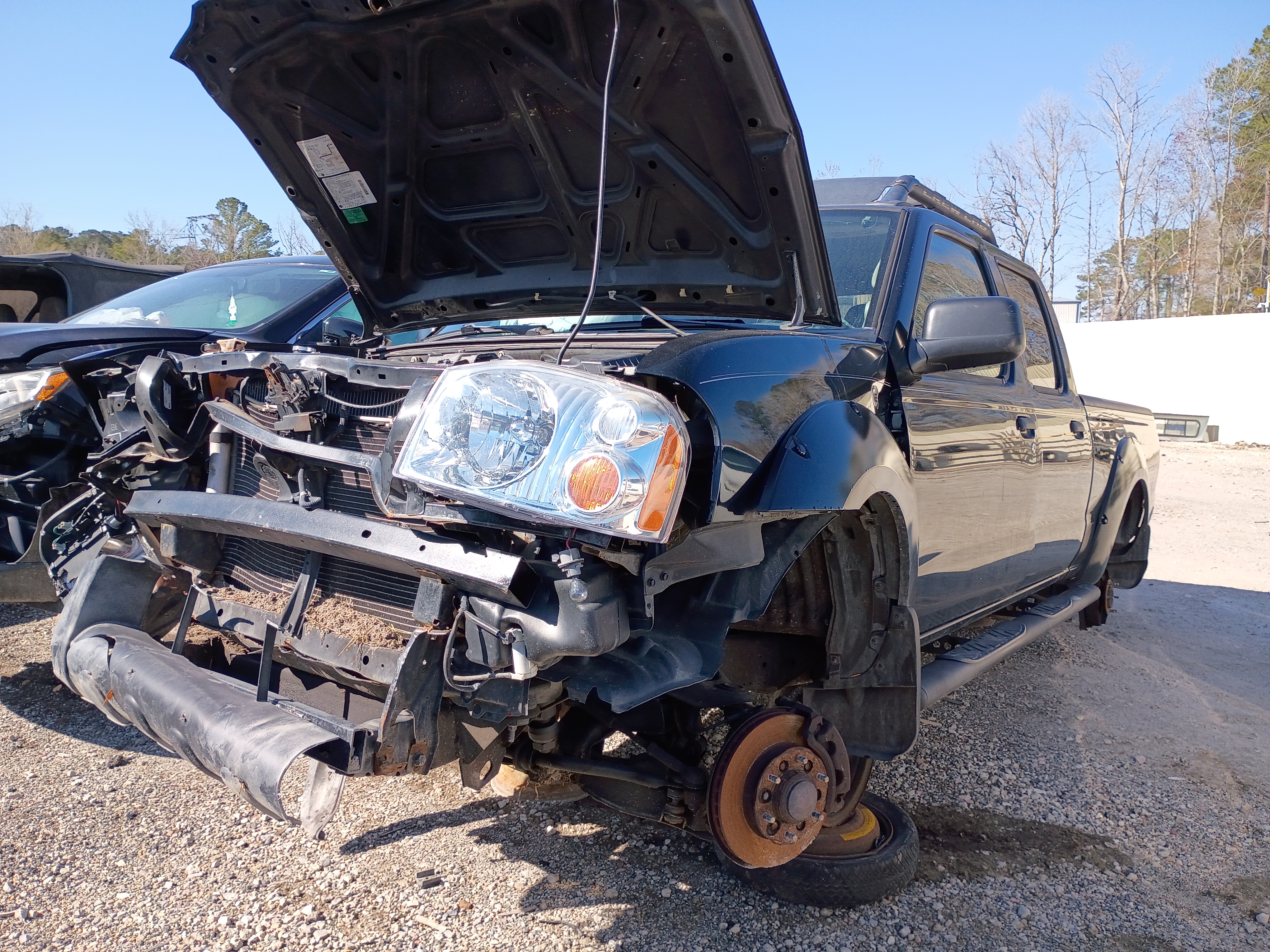 2004 NISSAN Frontier