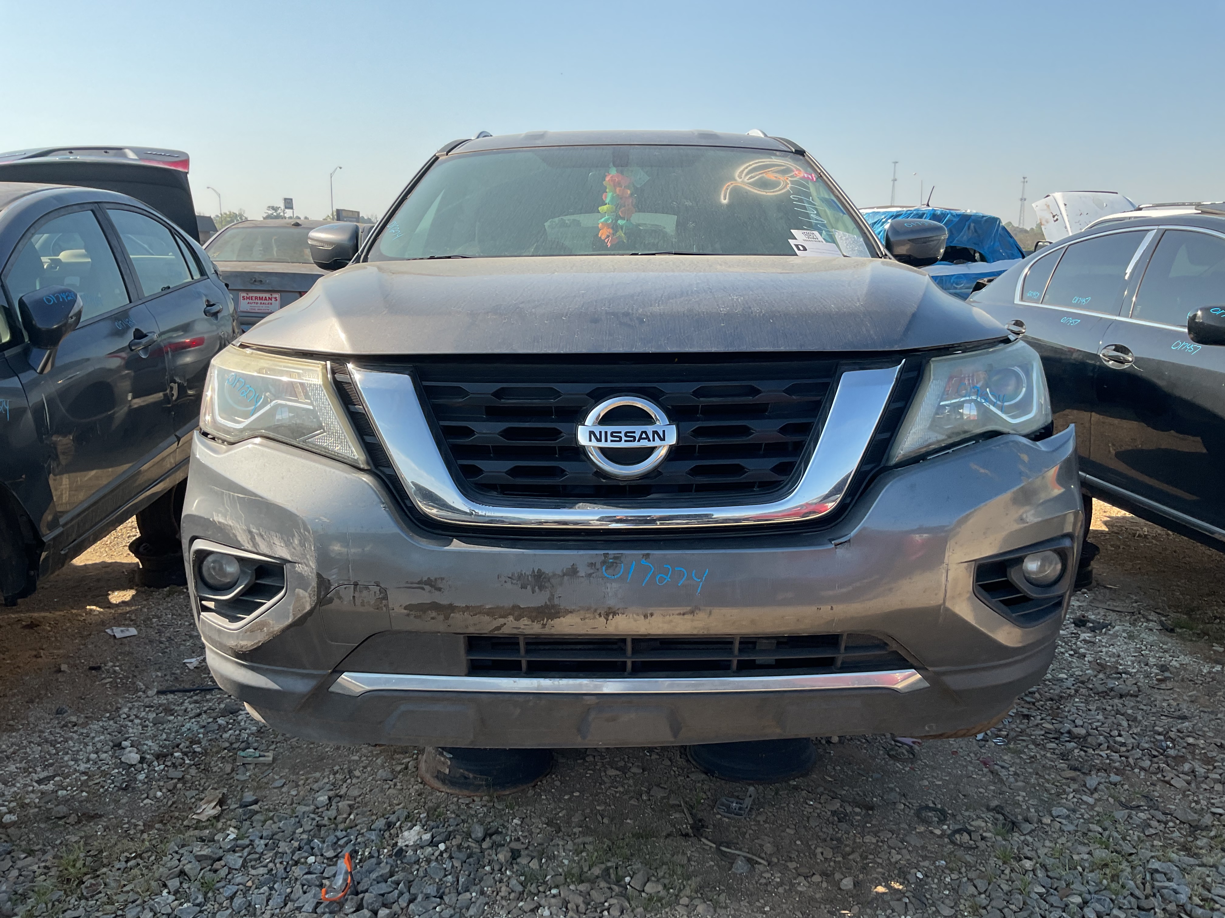 2017 NISSAN Pathfinder