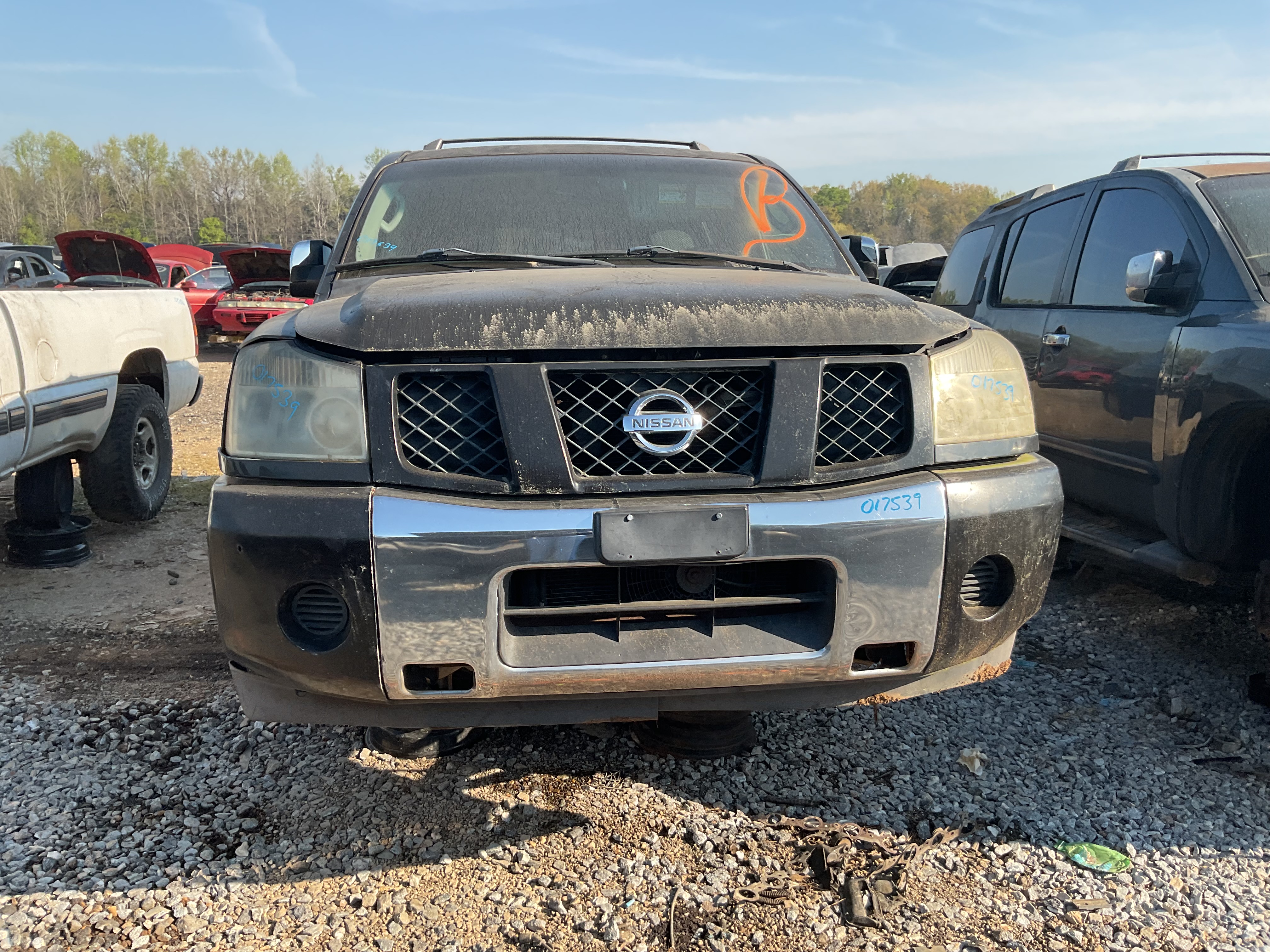 2005 NISSAN Armada