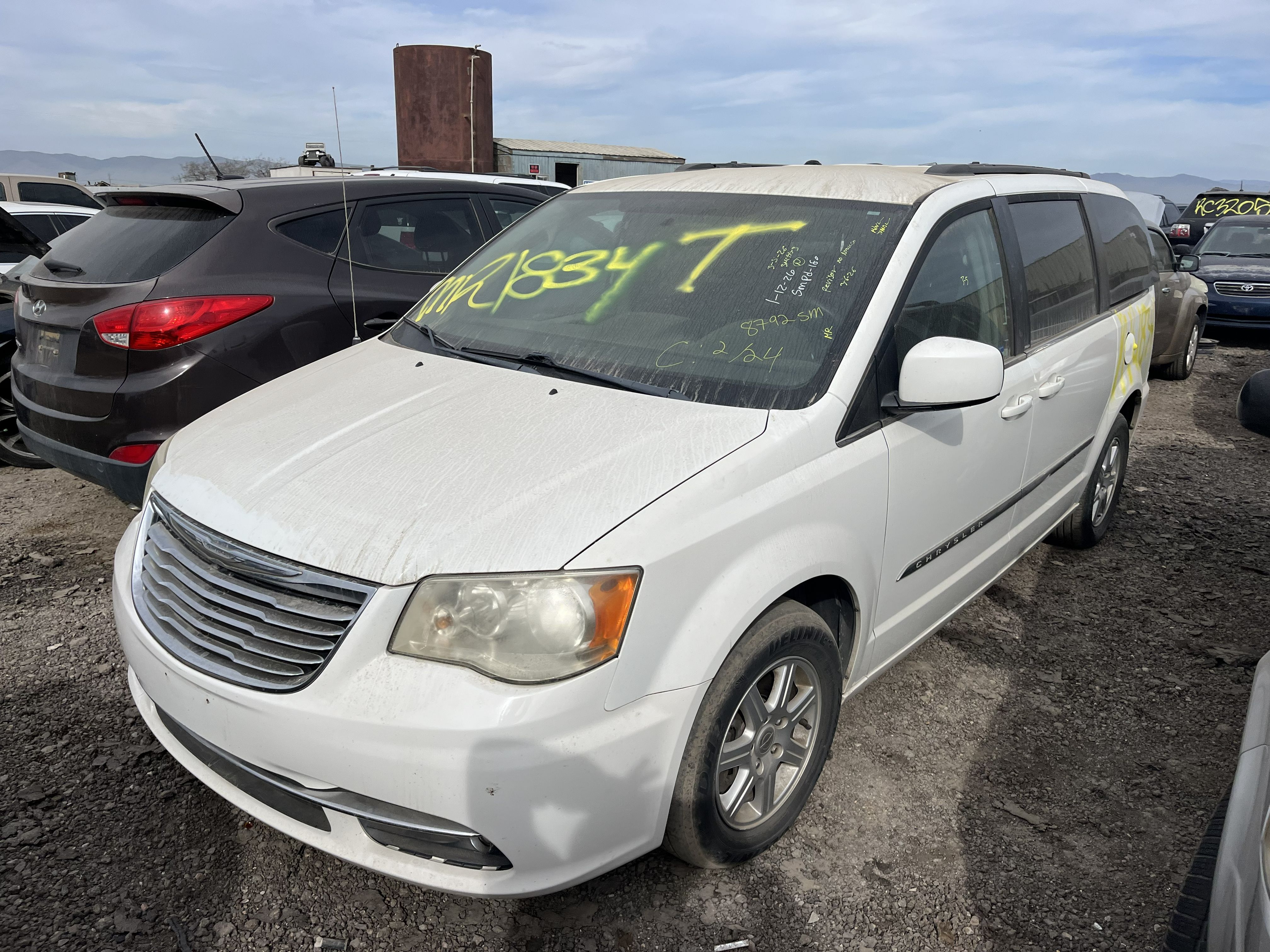 2012 CHRYSLER Town and Country