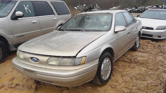 1993 FORD Taurus