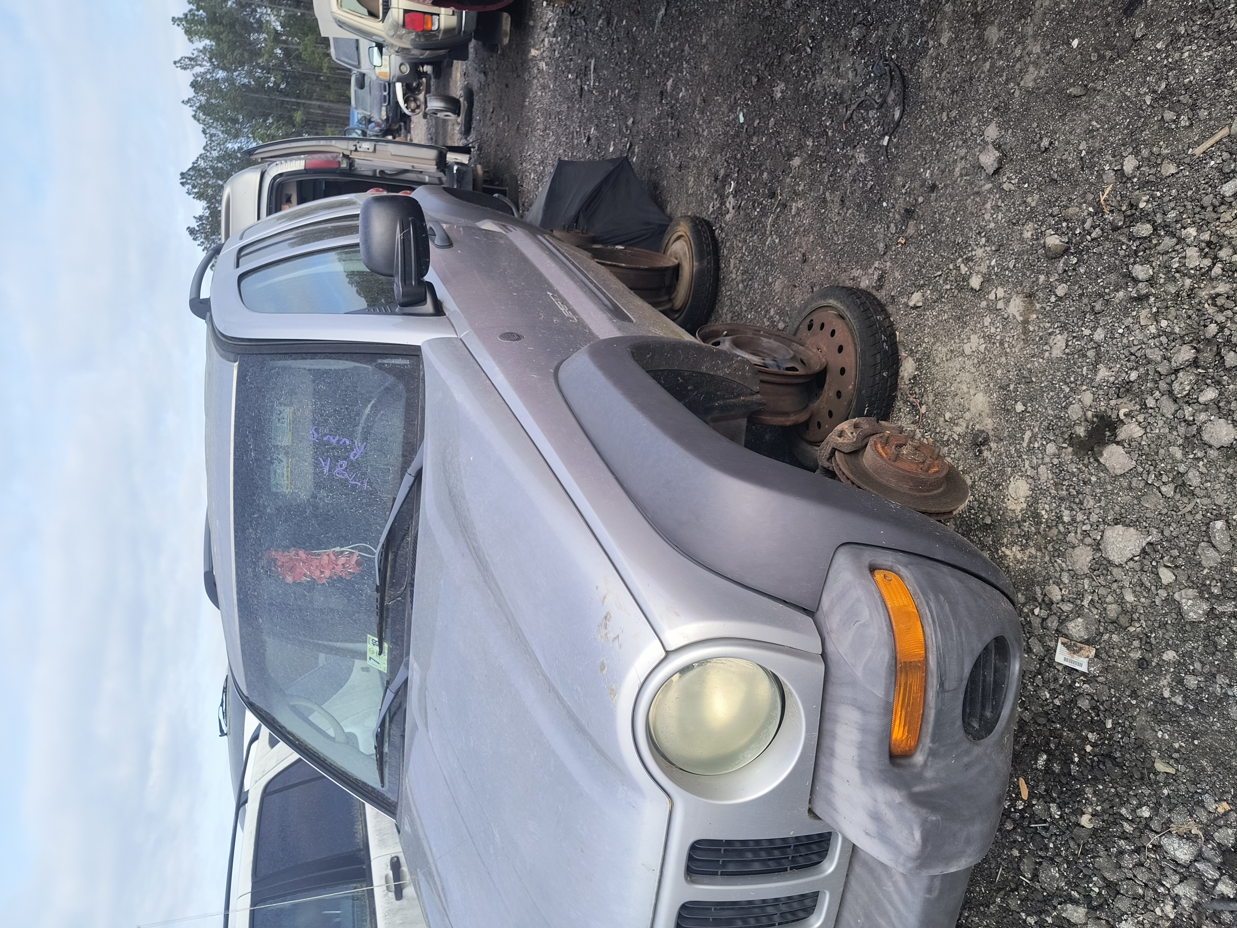2004 JEEP Liberty