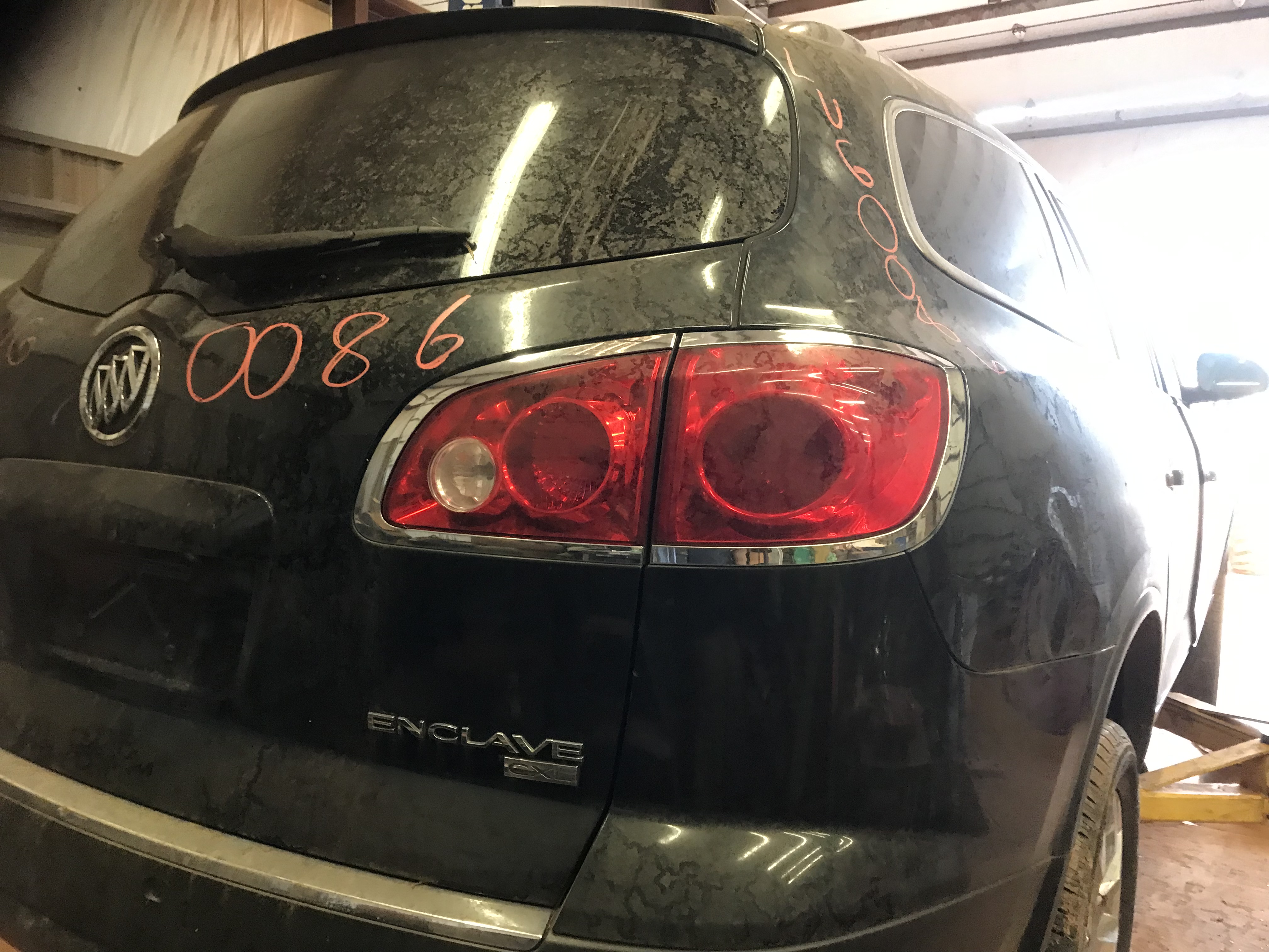 2011 BUICK Enclave