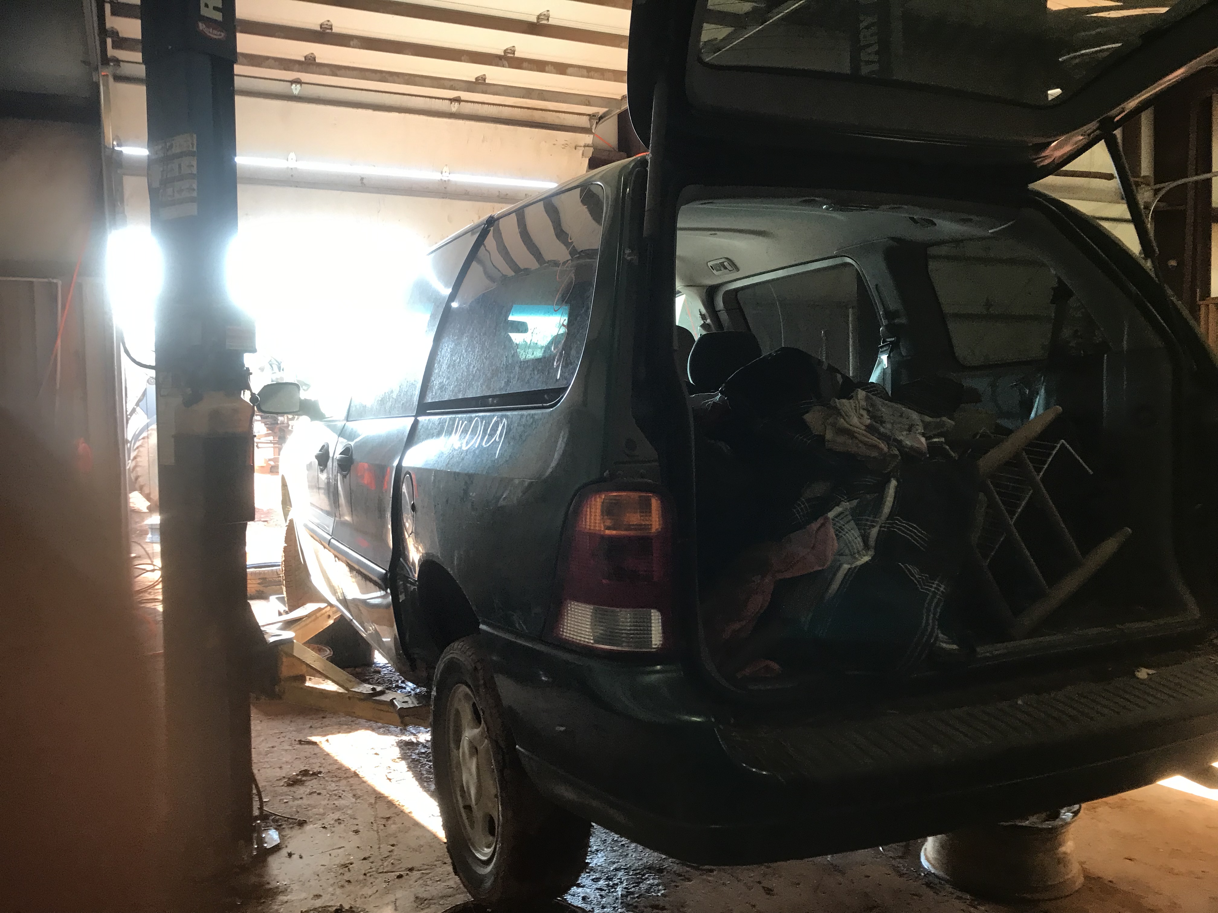 2003 FORD Windstar