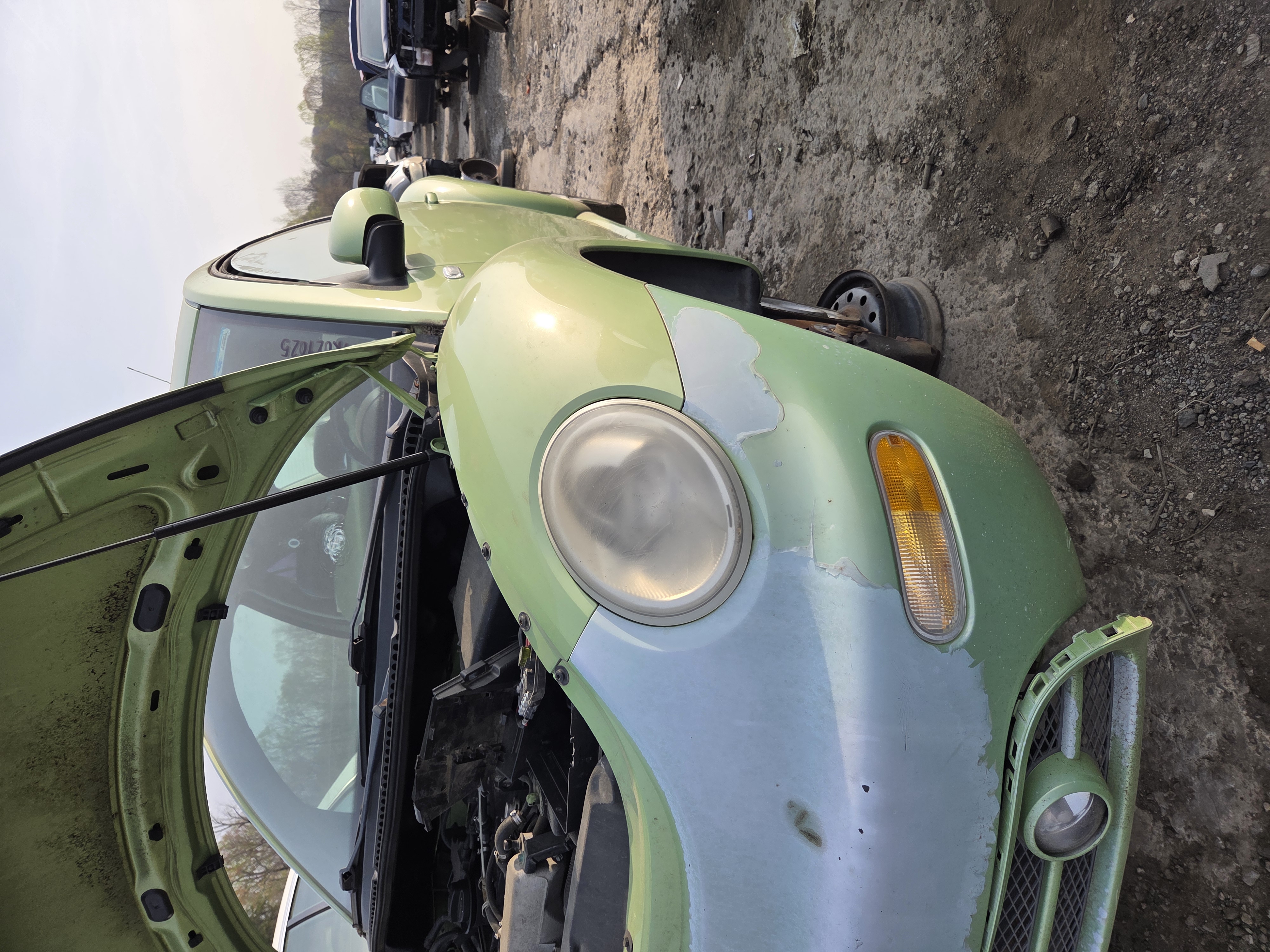 2003 VOLKSWAGEN Beetle