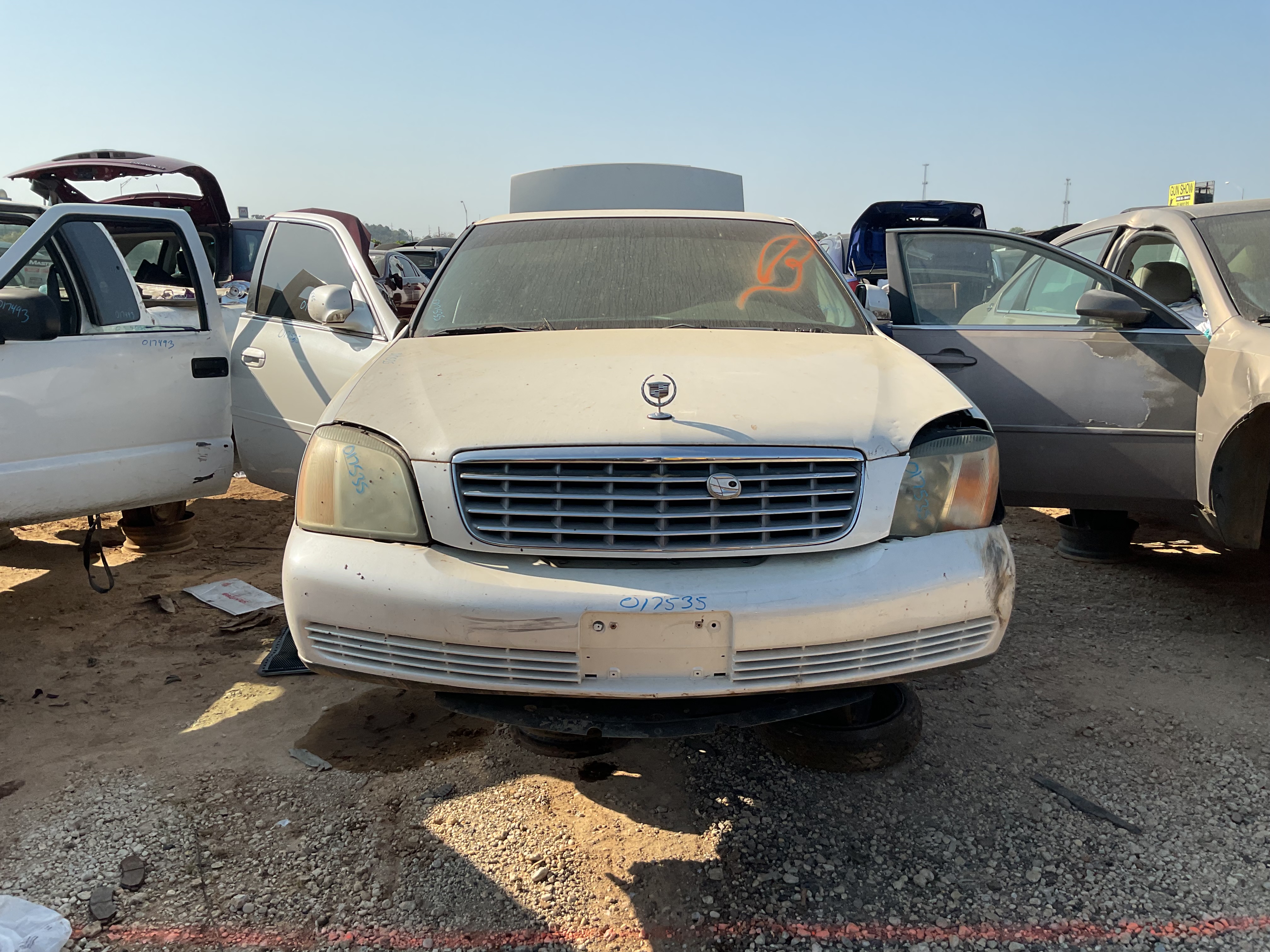 2002 CADILLAC Deville