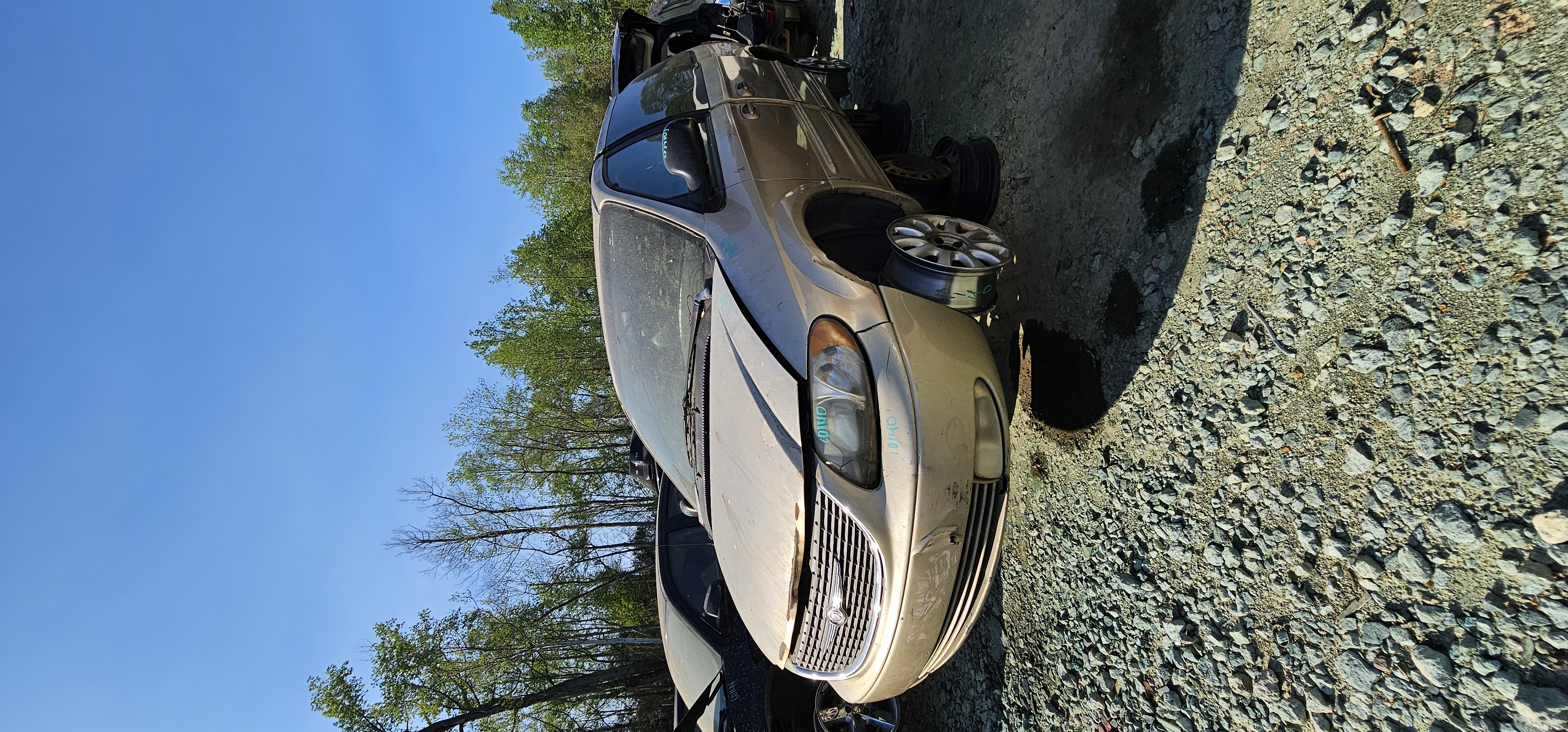 2001 CHRYSLER Town and Country