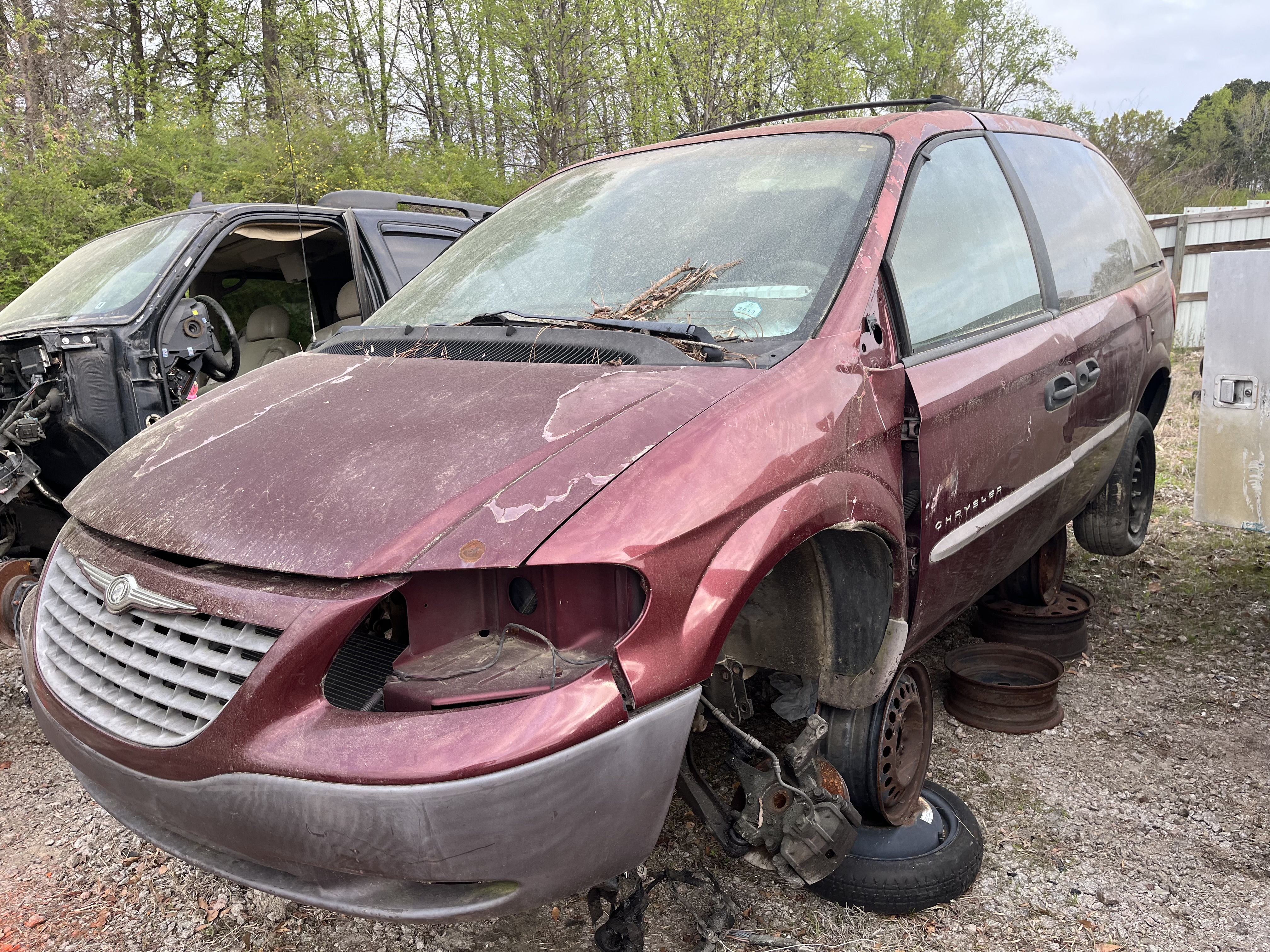 2001 CHRYSLER Voyager