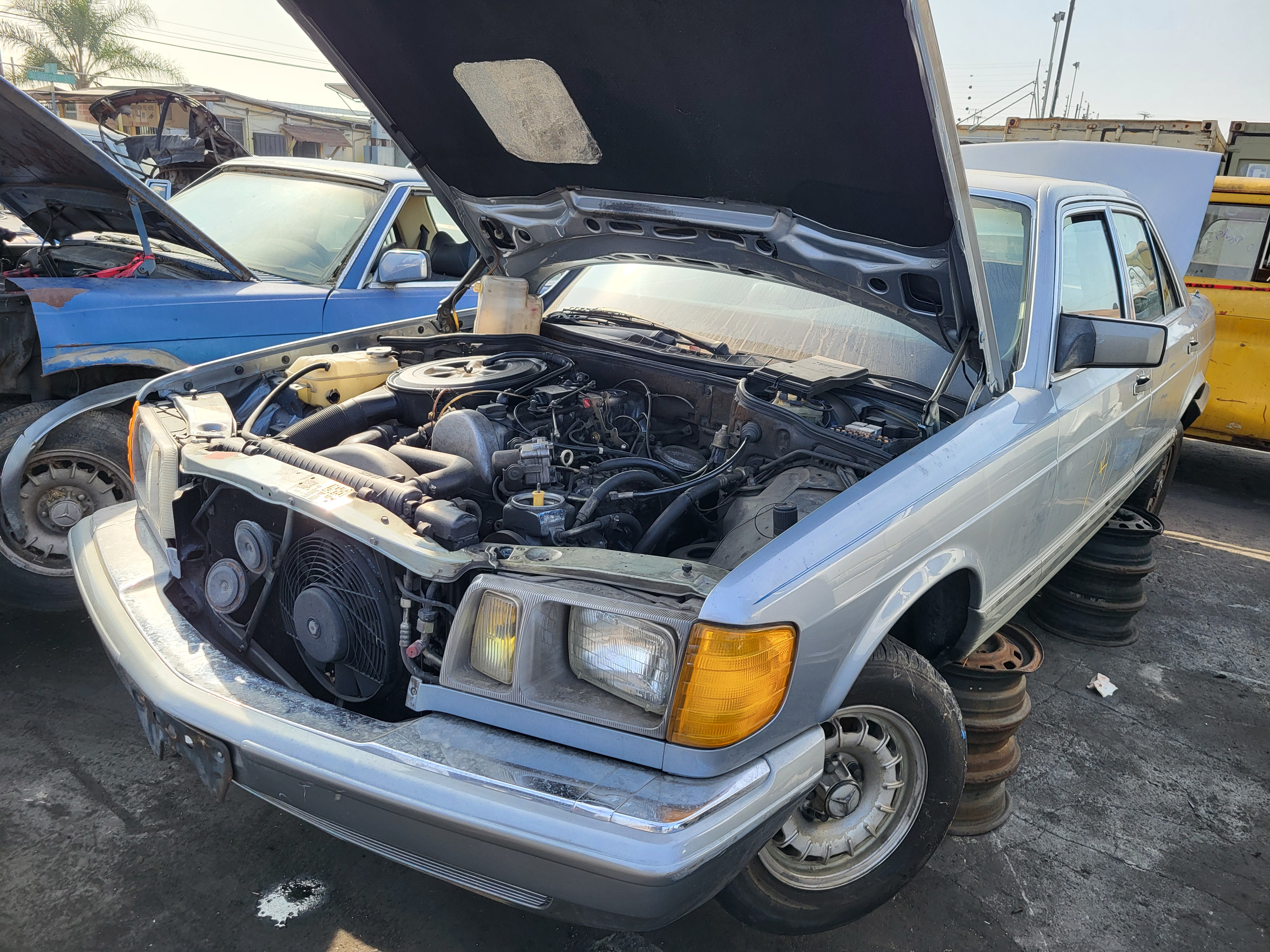 1983 MERCEDES-BENZ 300